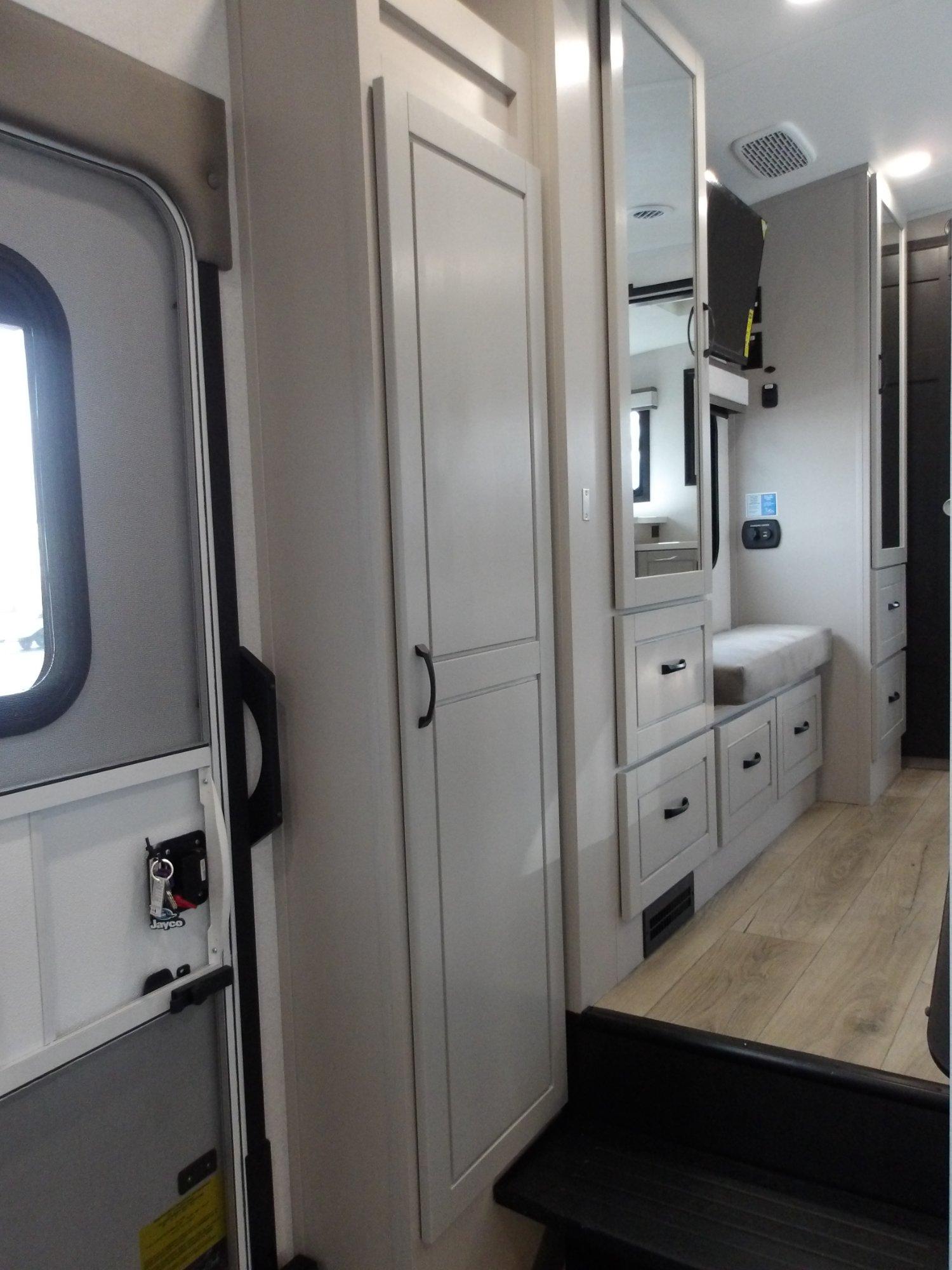 2026 Jayco 2026 Jayco North Point - thumbnail 49