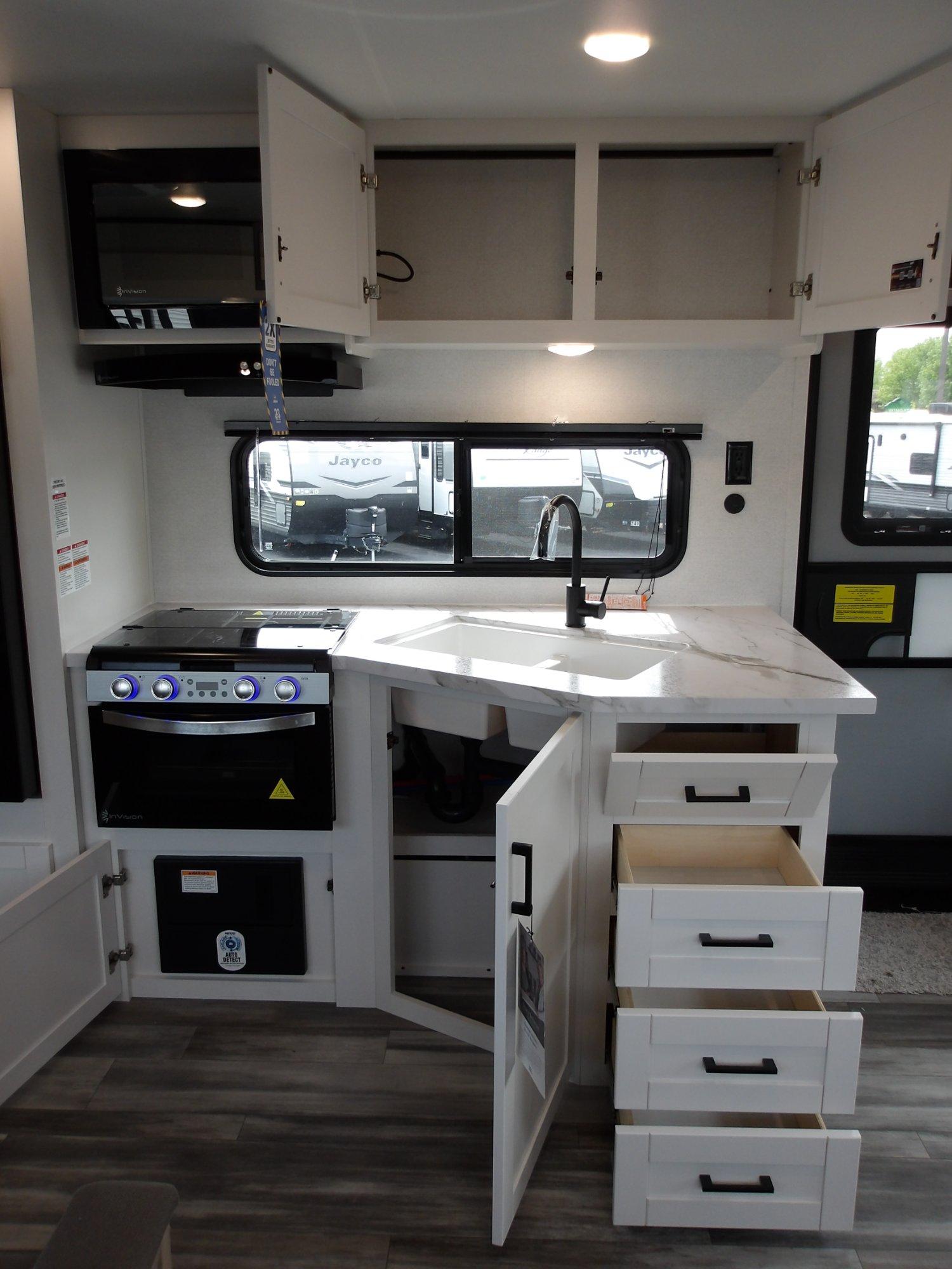 2026 Jayco 2026 Jayco Jay Flight SLX - thumbnail 11