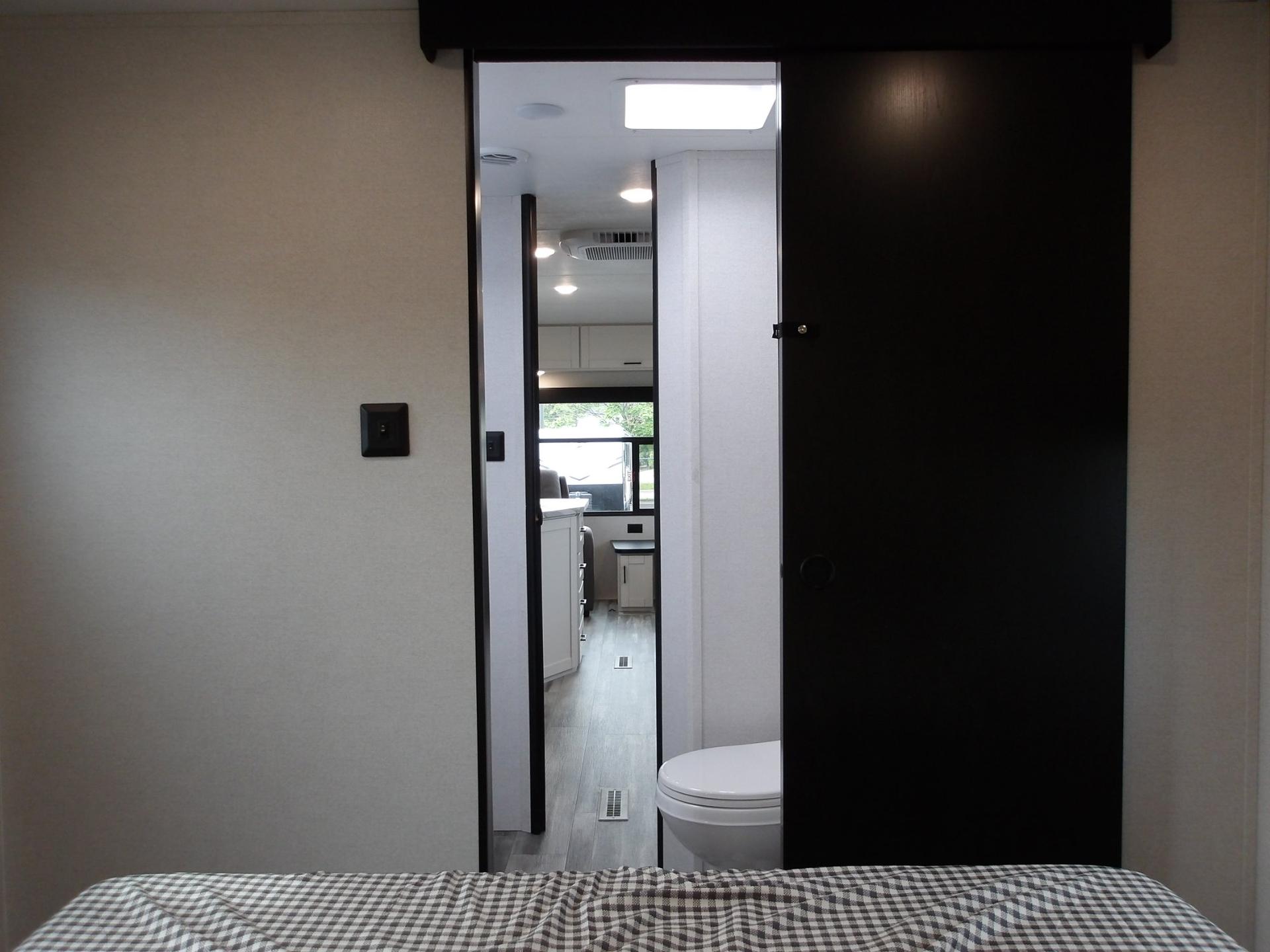 2026 Jayco 2026 Jayco Jay Flight SLX - thumbnail 34