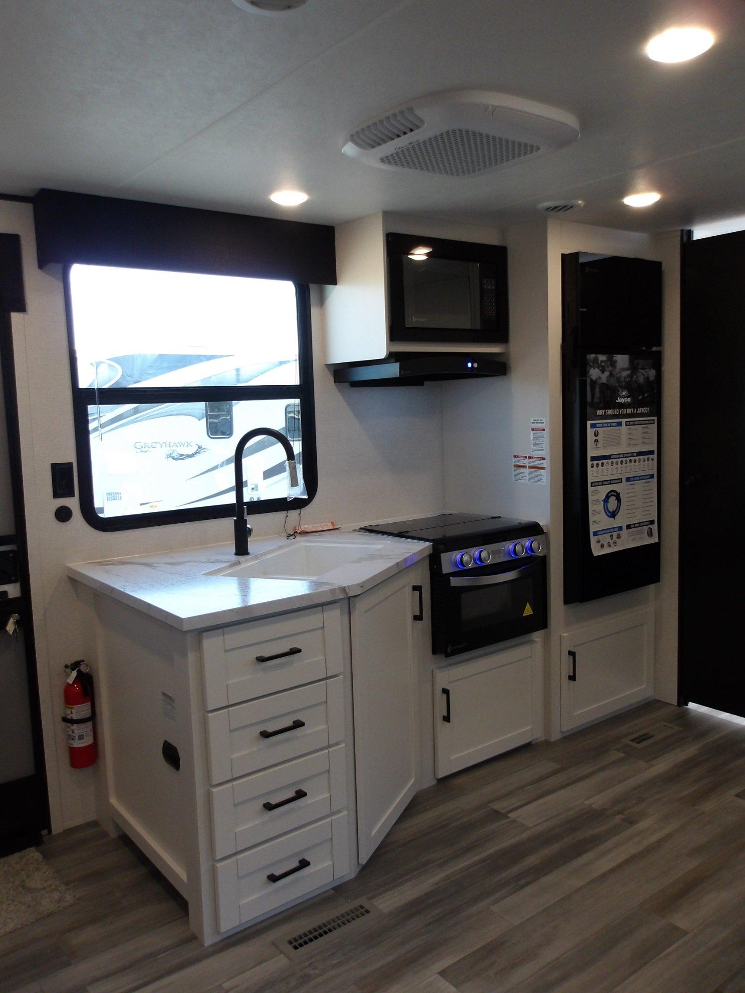2026 Jayco 2026 Jayco Jay Flight SLX - thumbnail 10