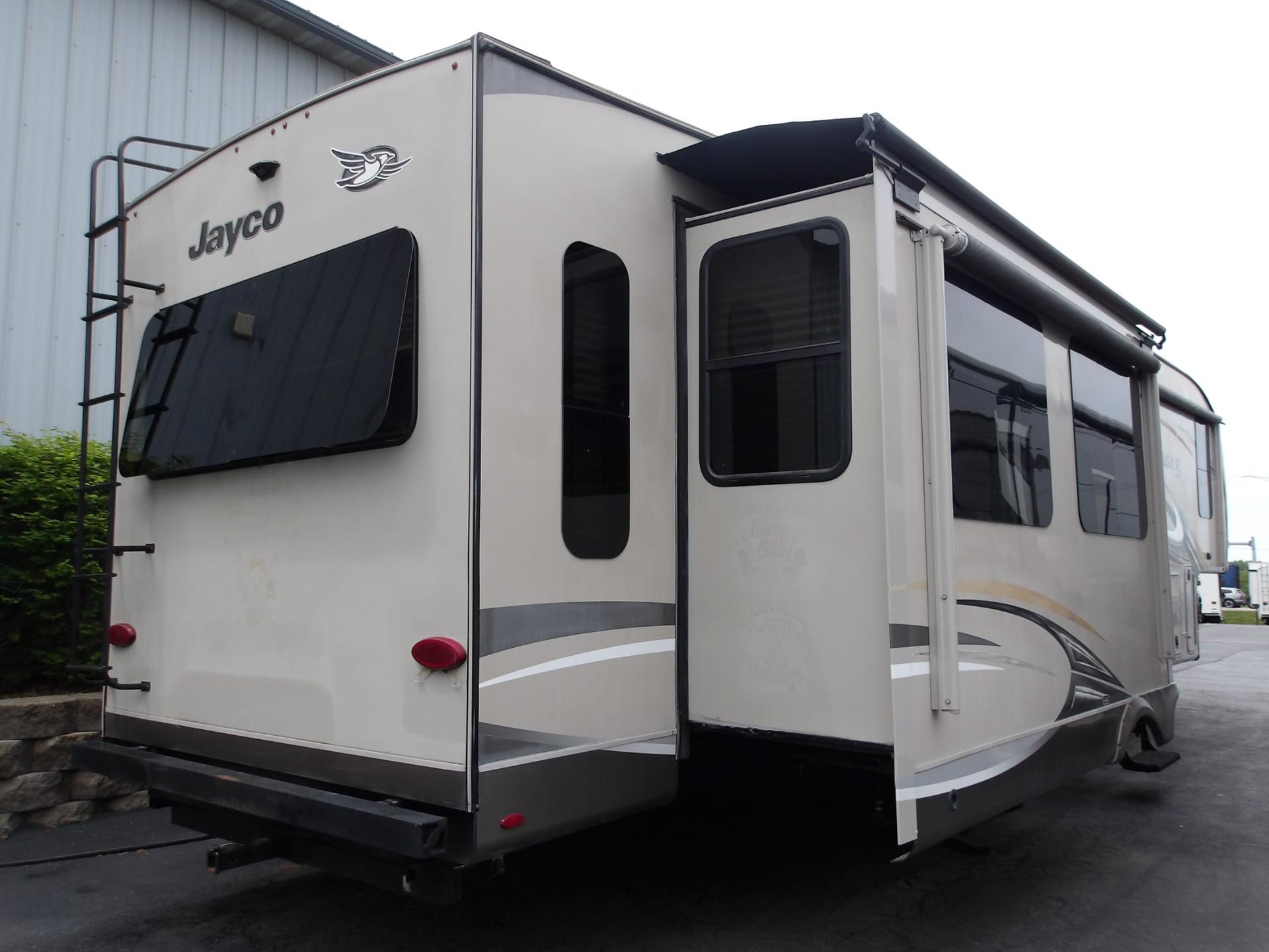 2017 Jayco 2017 Jayco Eagle - thumbnail 11