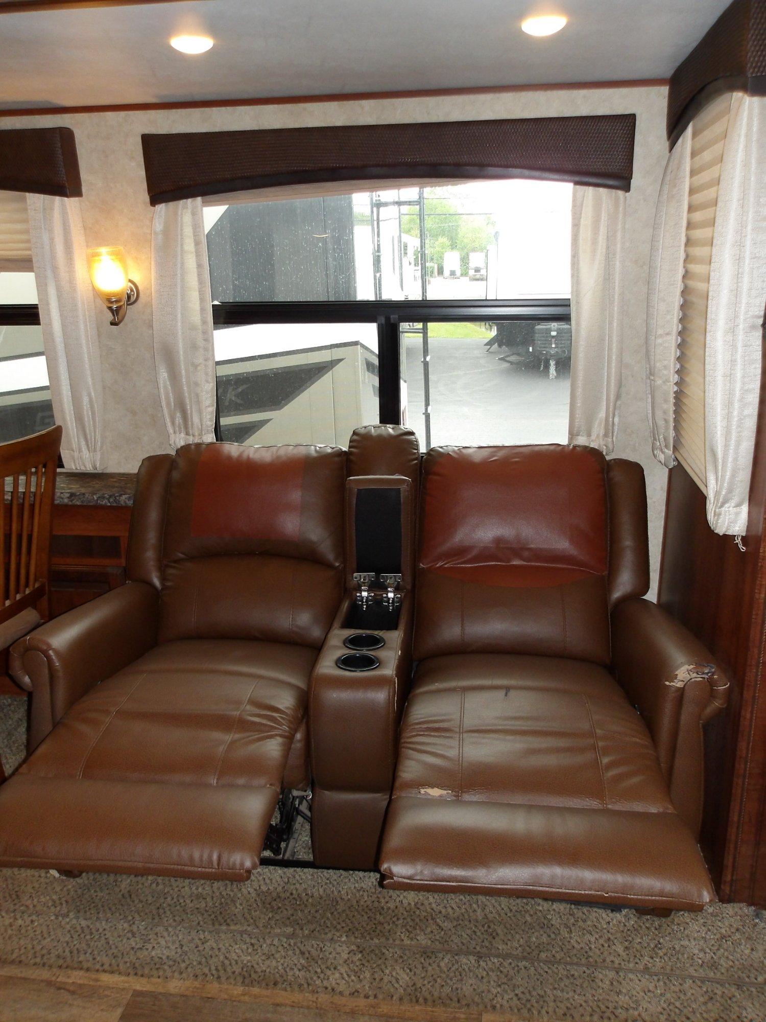2017 Jayco 2017 Jayco Eagle - thumbnail 33