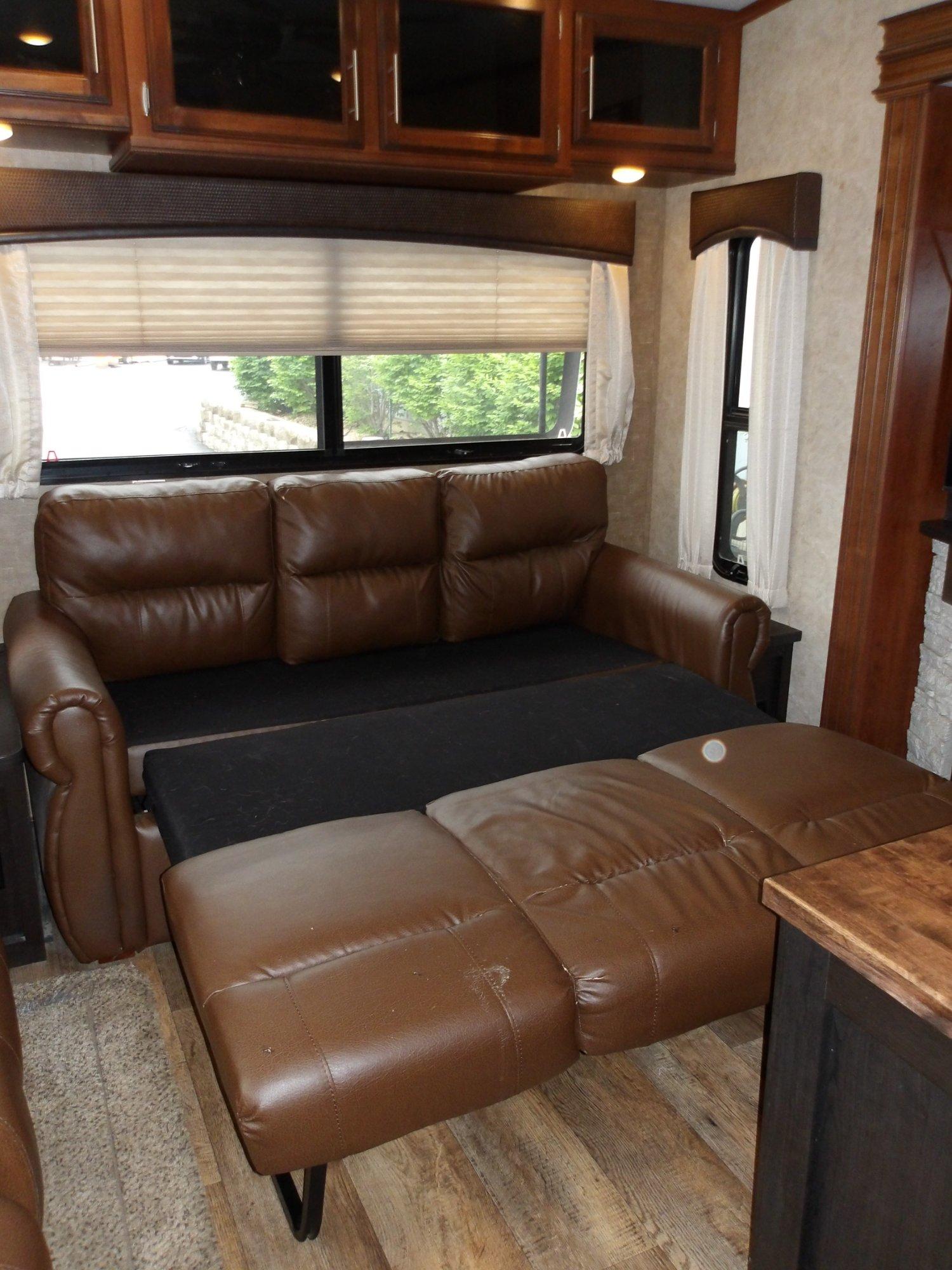 2017 Jayco 2017 Jayco Eagle - thumbnail 36