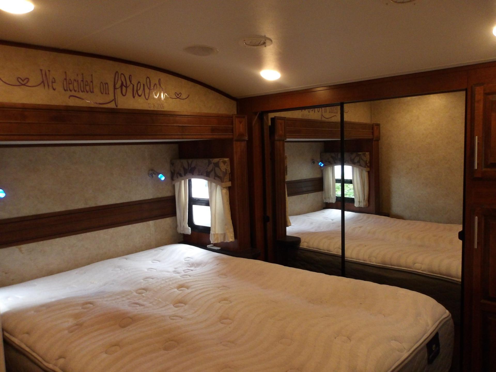 2017 Jayco 2017 Jayco Eagle - thumbnail 57