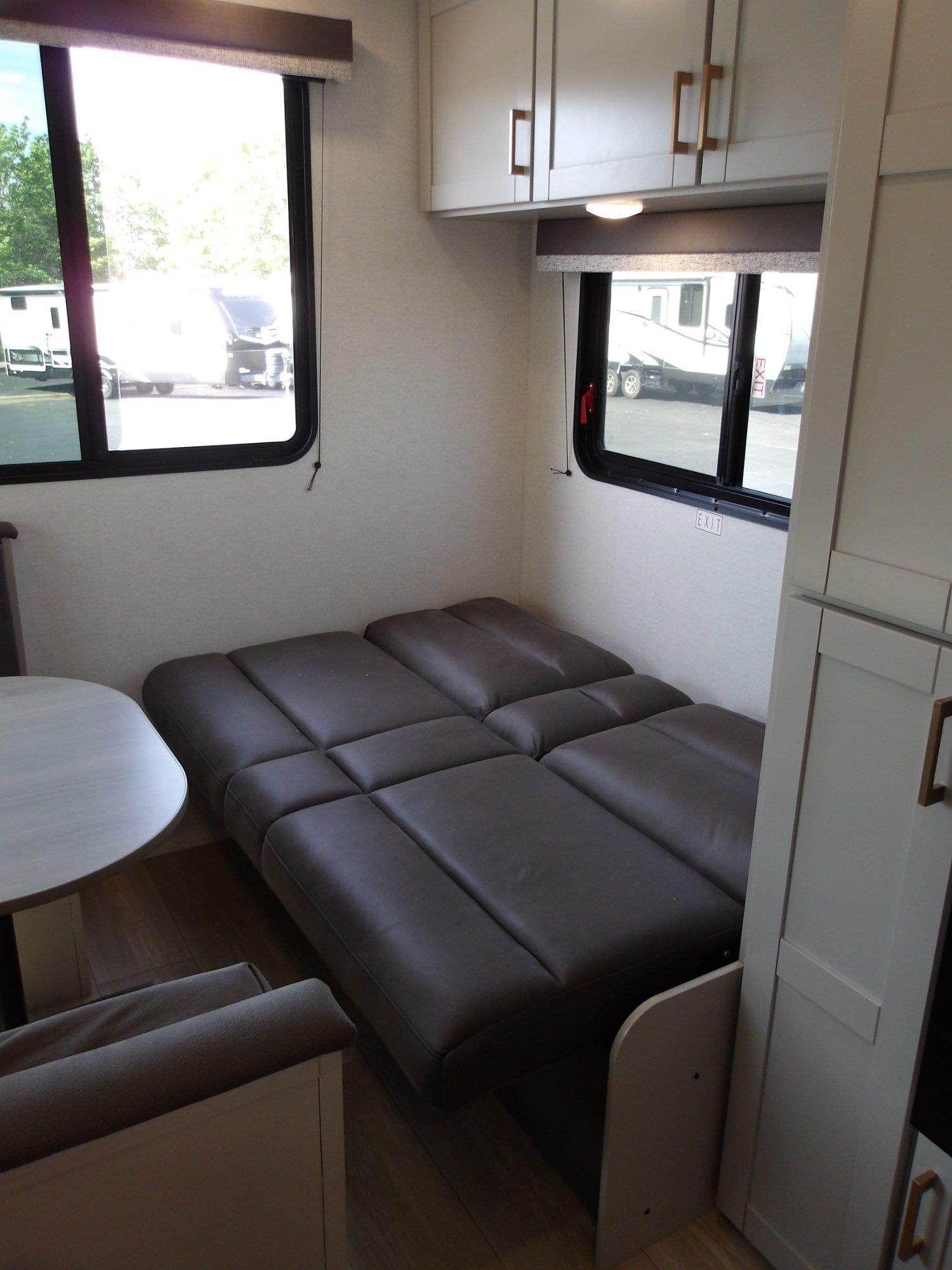2027 Jayco 2027 Jayco Jay Flight - thumbnail 17