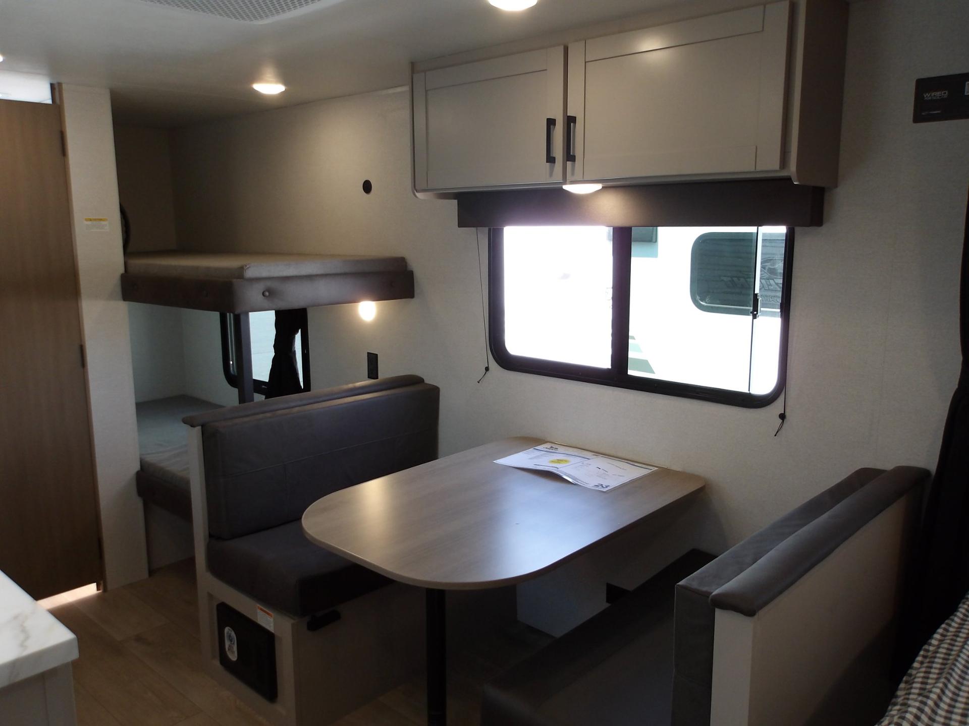 2027 Jayco 2027 Jayco Jay Flight - thumbnail 13