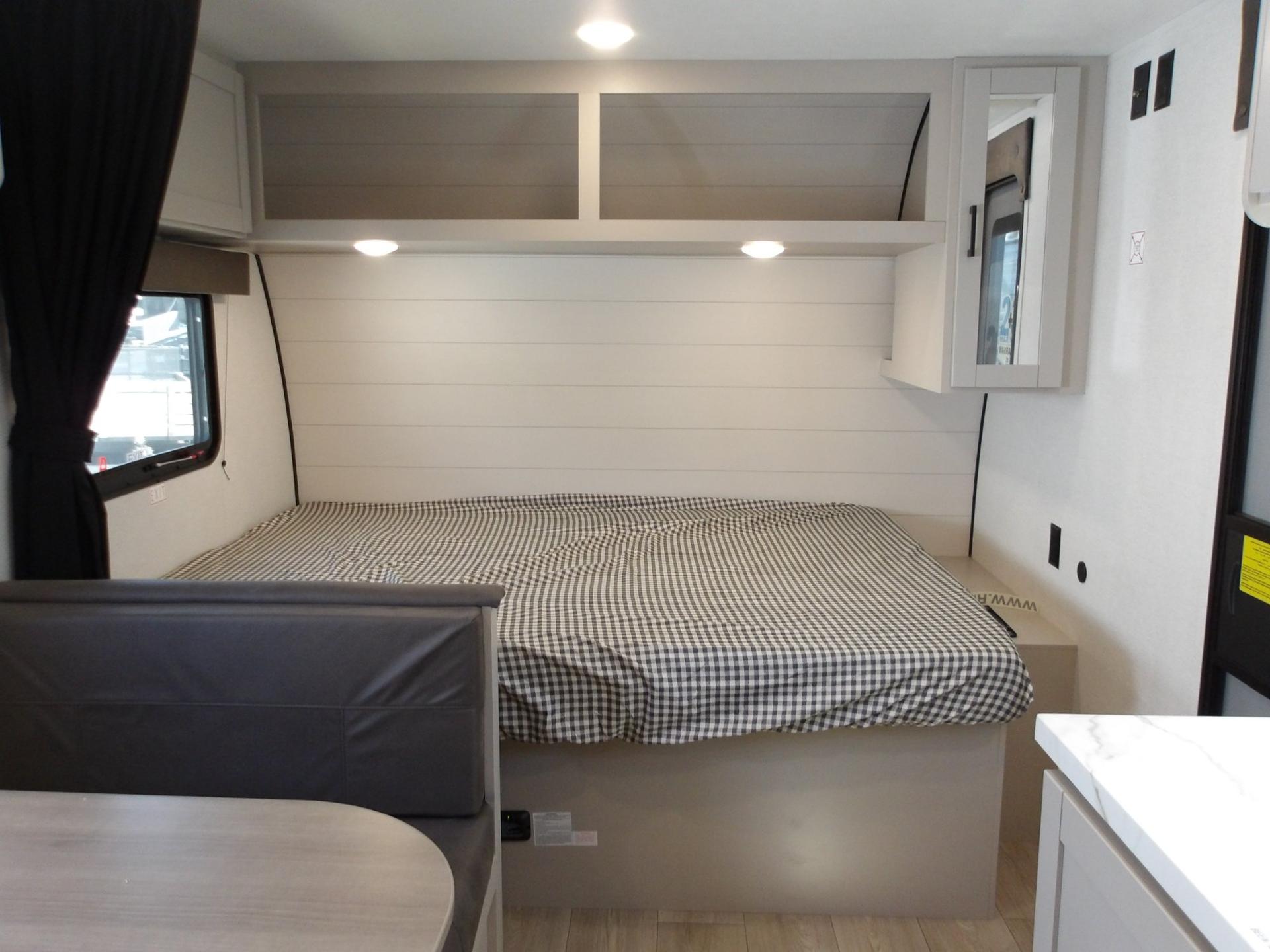 2027 Jayco 2027 Jayco Jay Flight - thumbnail 24