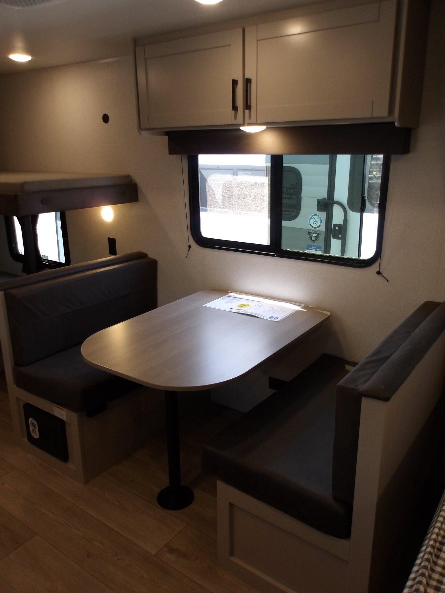 2027 Jayco 2027 Jayco Jay Flight - thumbnail 14