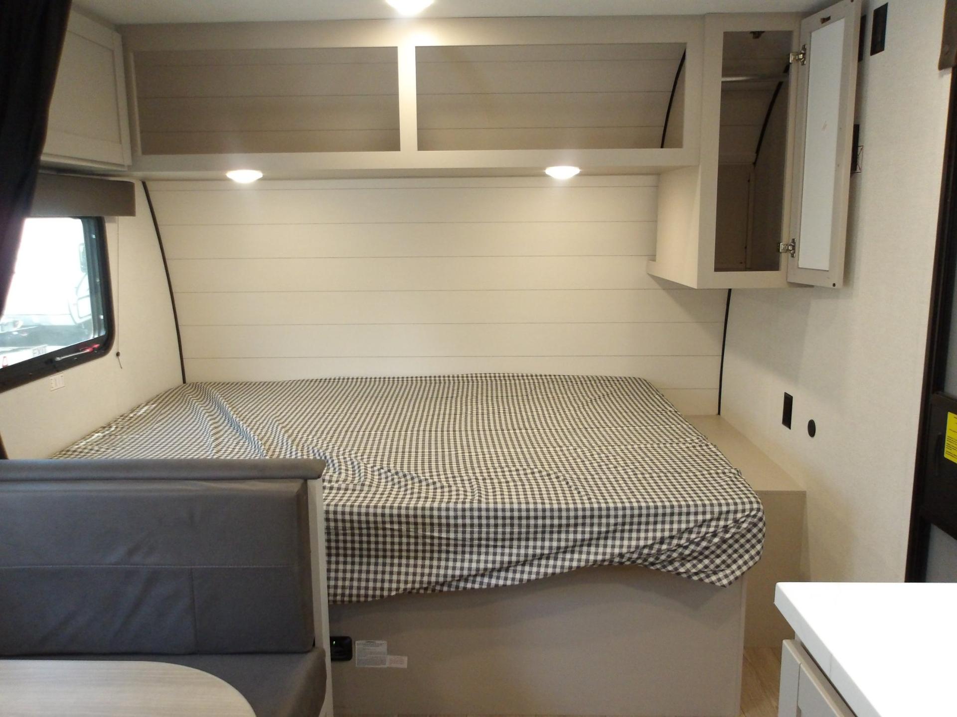 2027 Jayco 2027 Jayco Jay Flight - thumbnail 24