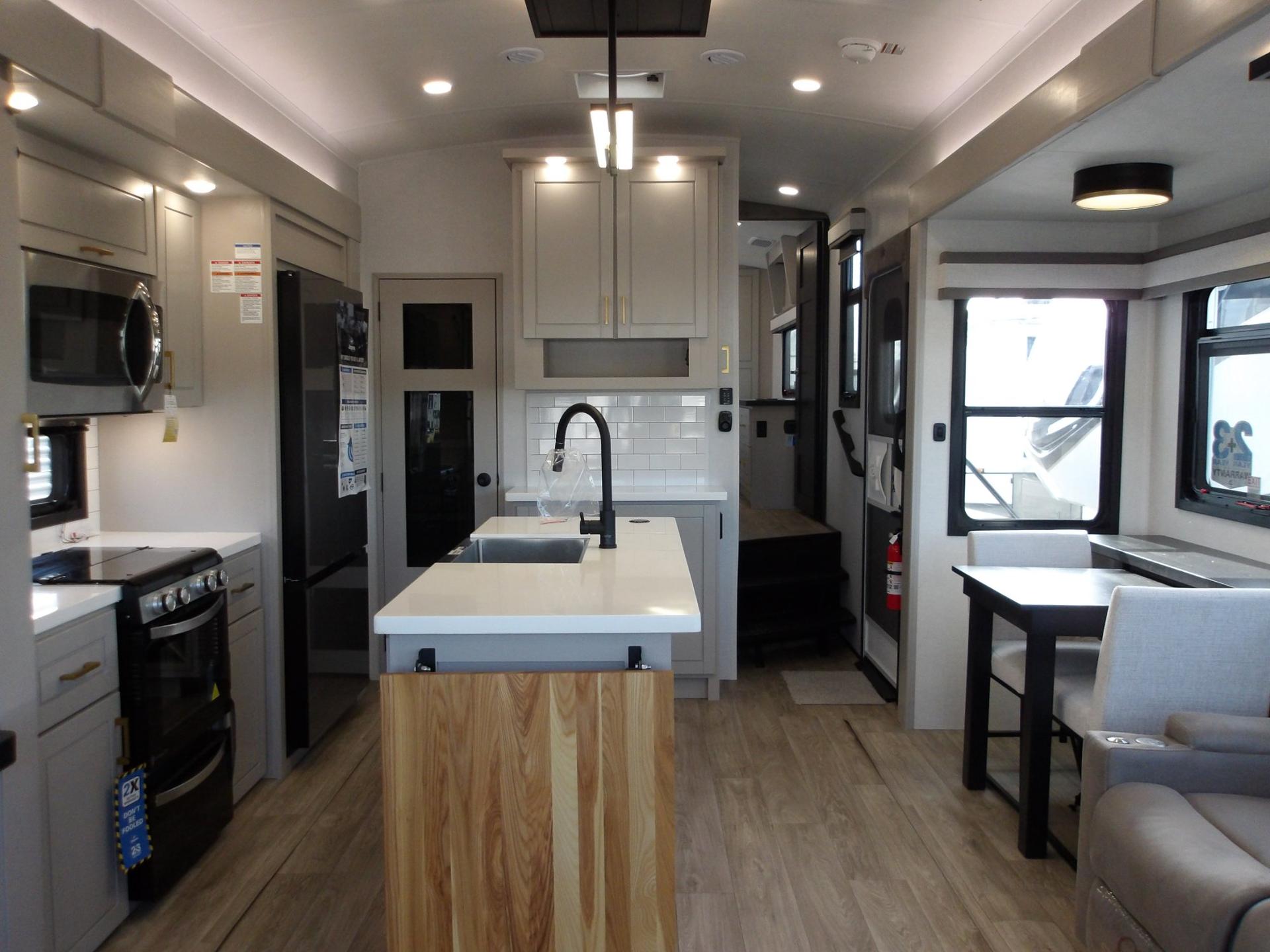 2027 Jayco 2027 Jayco North Point - thumbnail 42
