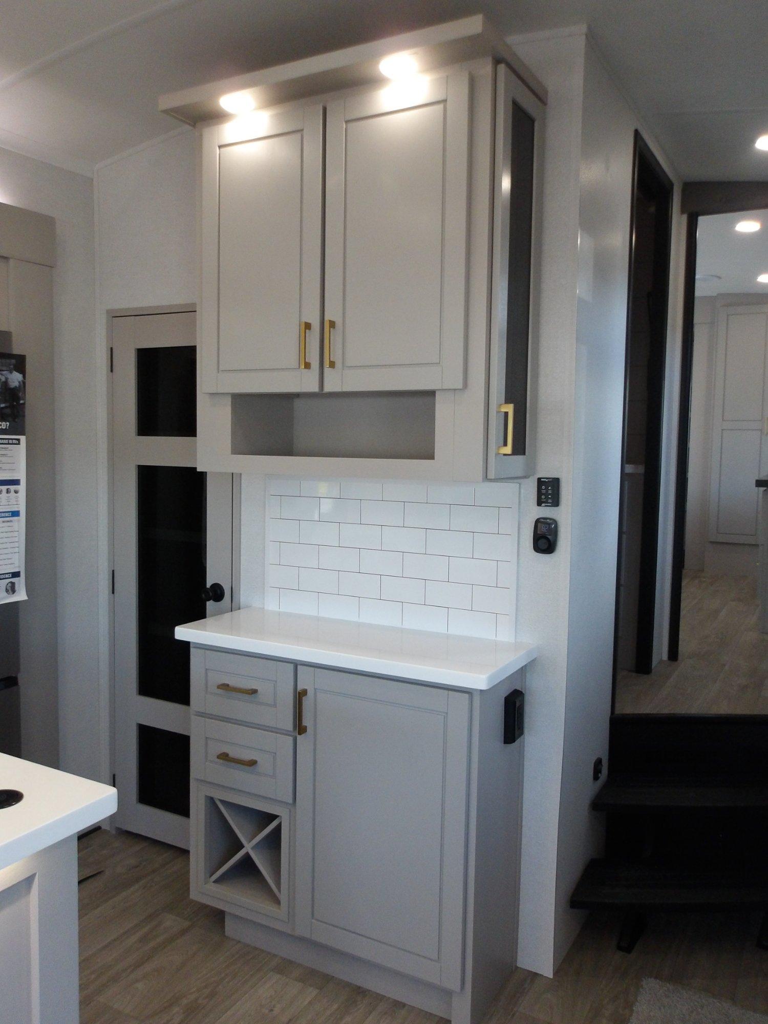 2027 Jayco 2027 Jayco North Point - thumbnail 43