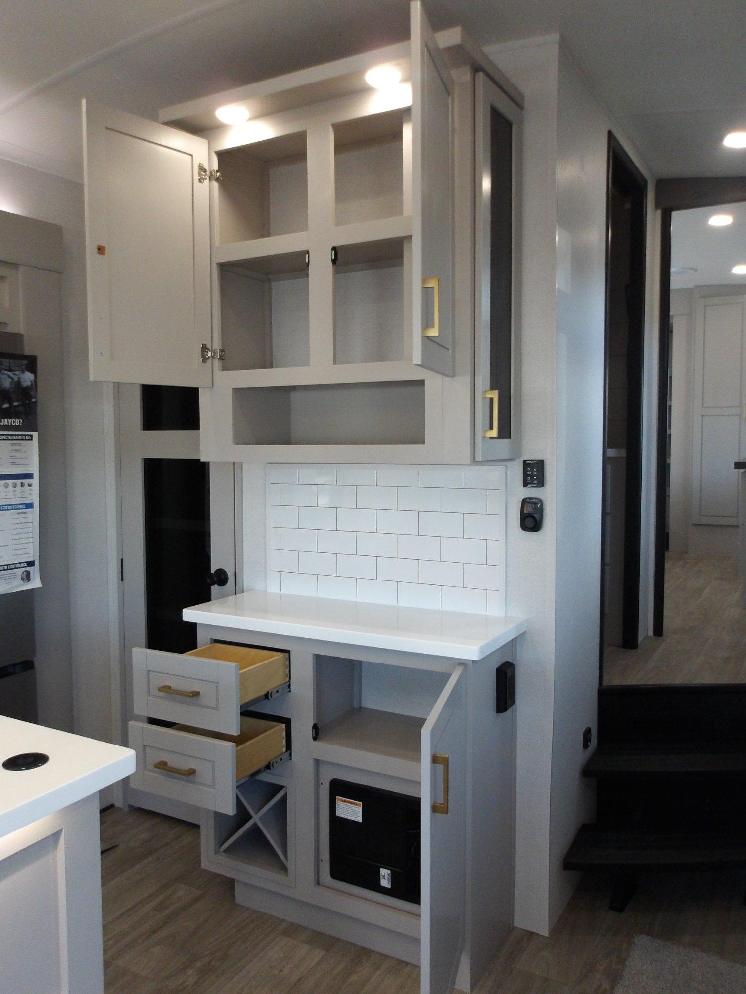 2027 Jayco 2027 Jayco North Point - thumbnail 44