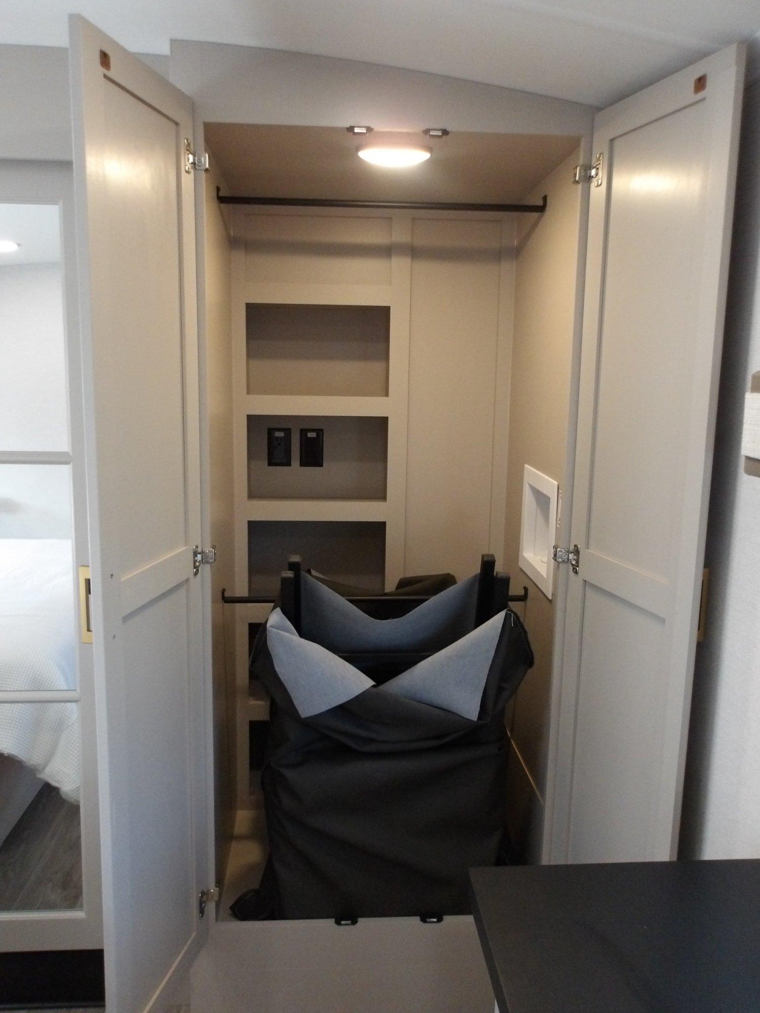 2027 Jayco 2027 Jayco North Point - thumbnail 59