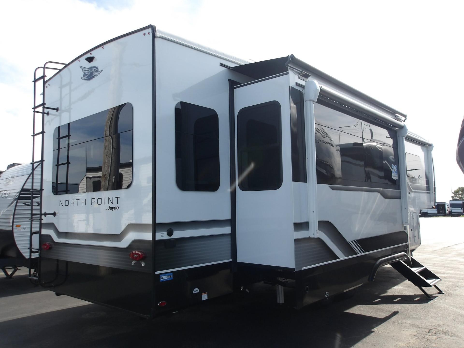 2027 Jayco 2027 Jayco North Point - thumbnail 7
