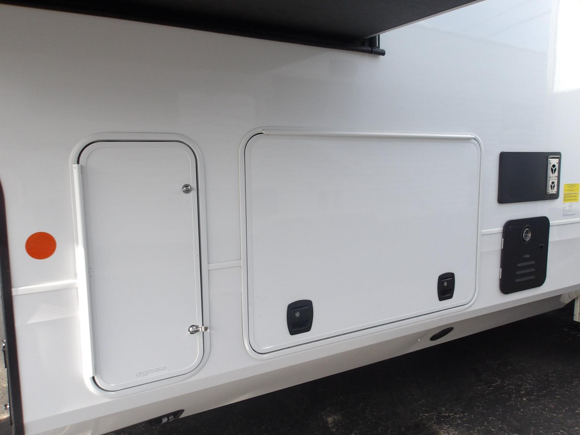 2027 Jayco 2027 Jayco North Point - thumbnail 11