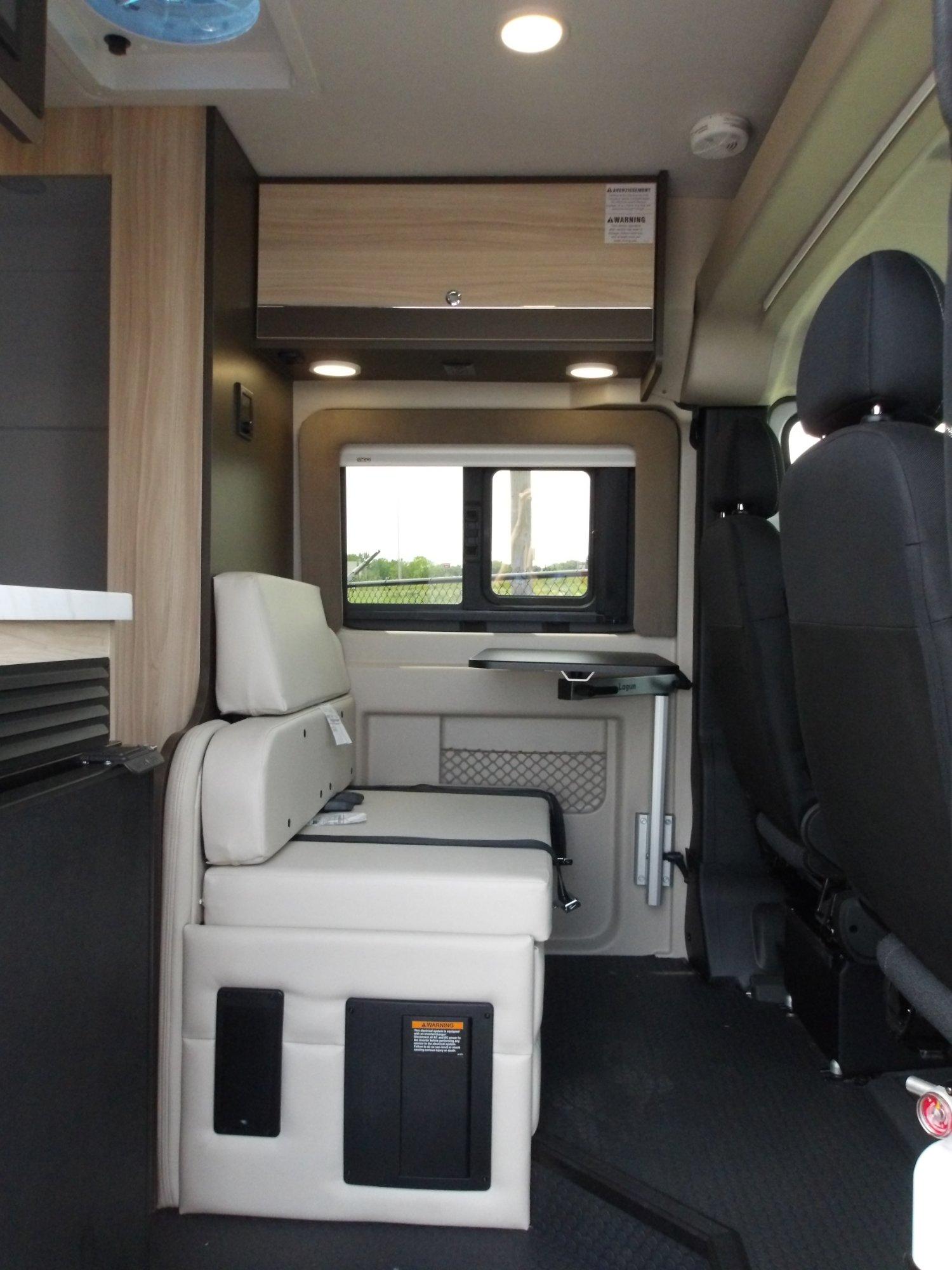 2027 Jayco 2027 Jayco Swift - thumbnail 8