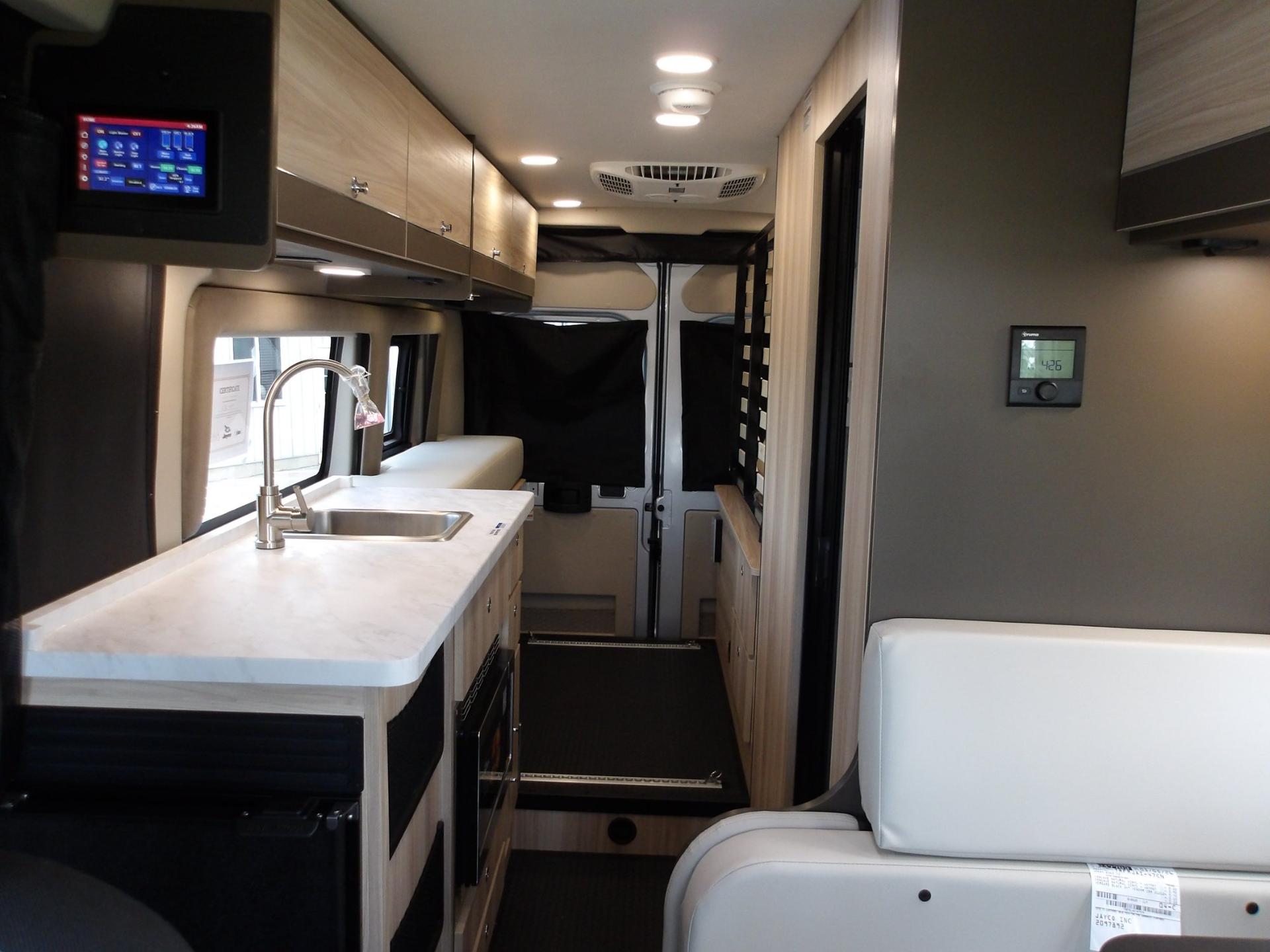2027 Jayco 2027 Jayco Swift - thumbnail 10