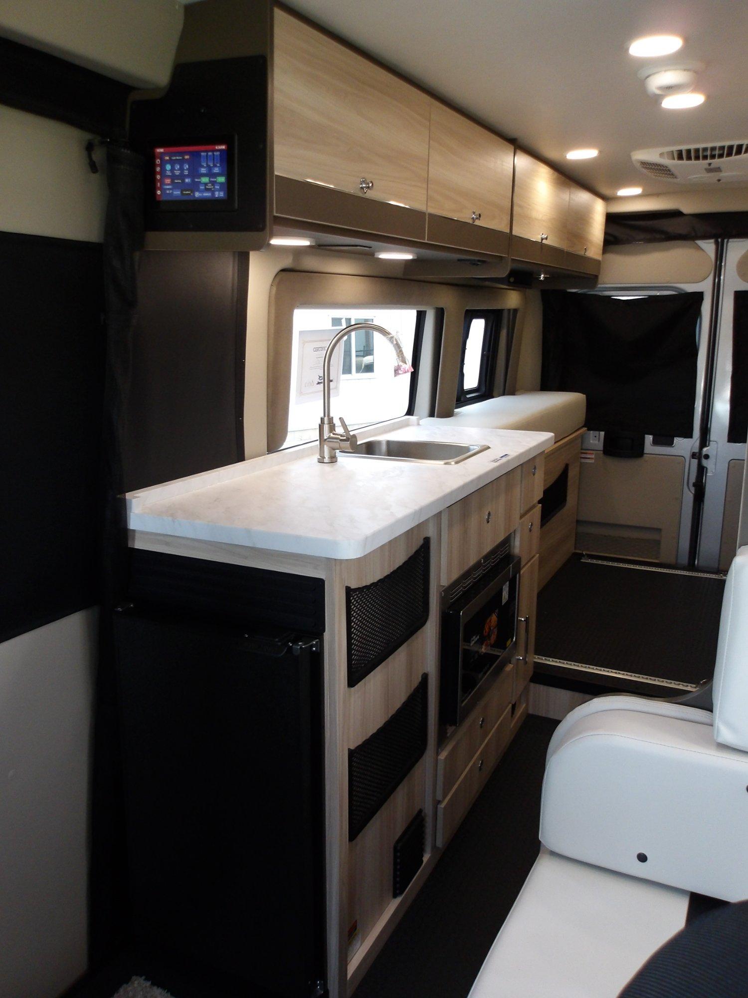 2027 Jayco 2027 Jayco Swift - thumbnail 11
