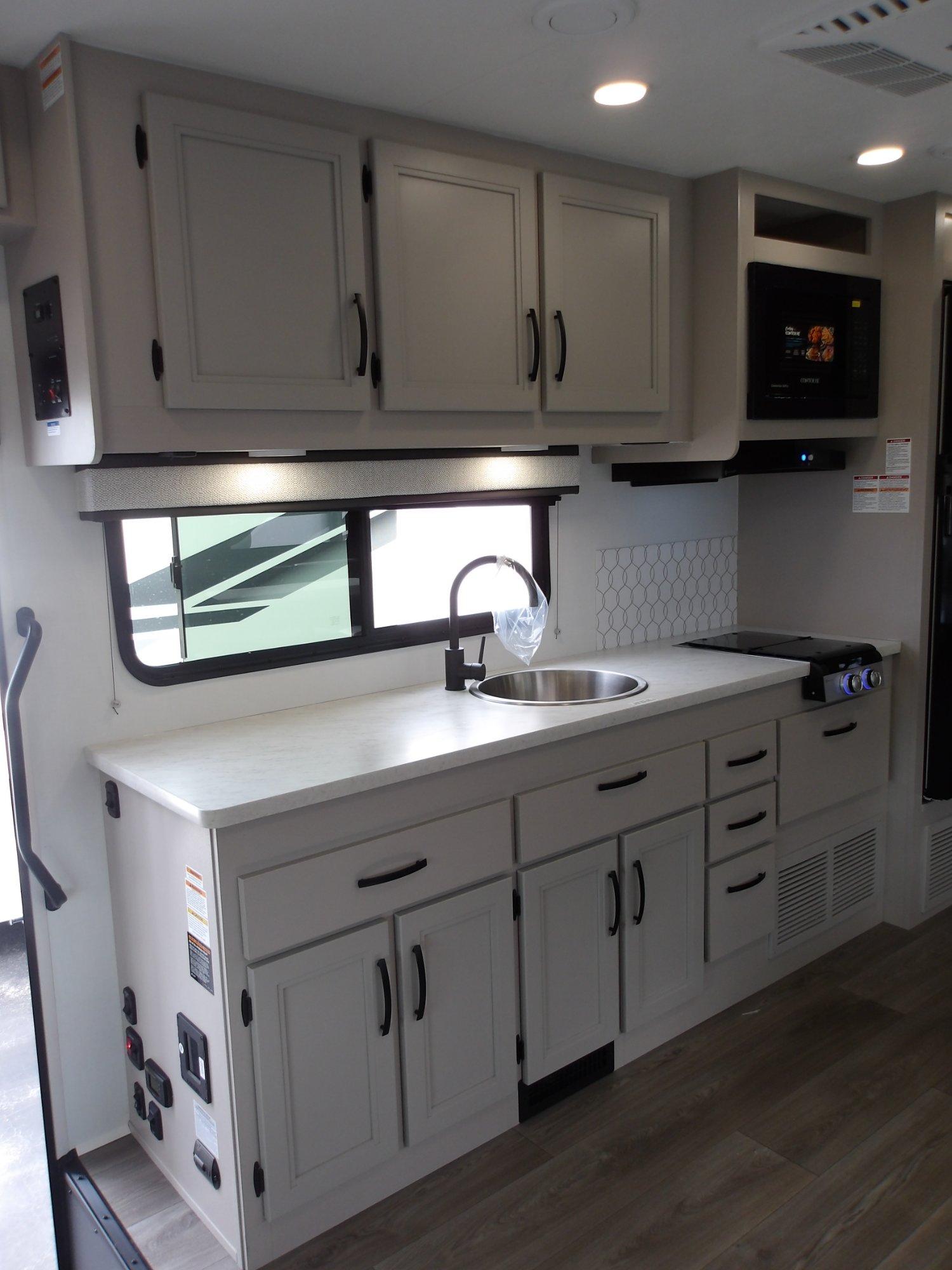 2027 Jayco 2027 Jayco Redhawk SE - thumbnail 18