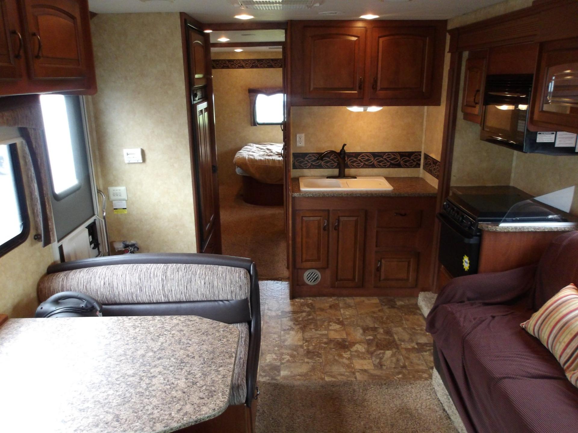 2011 Jayco 2011 Jayco Greyhawk - thumbnail 8