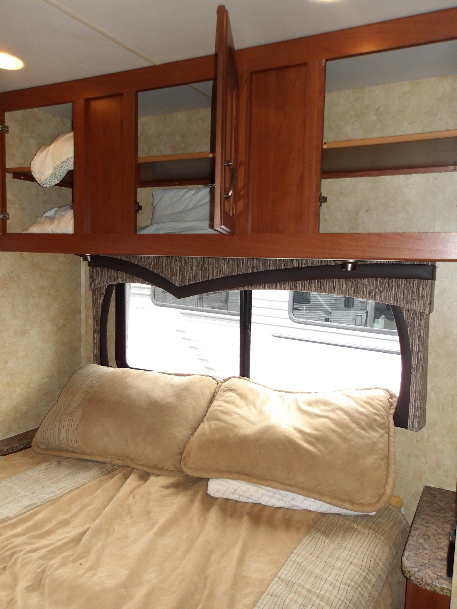 2011 Jayco 2011 Jayco Greyhawk - thumbnail 34