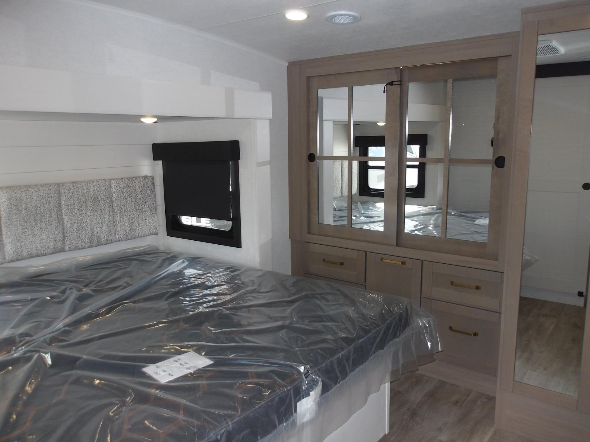 2027 Jayco 2027 Jayco Eagle - thumbnail 42