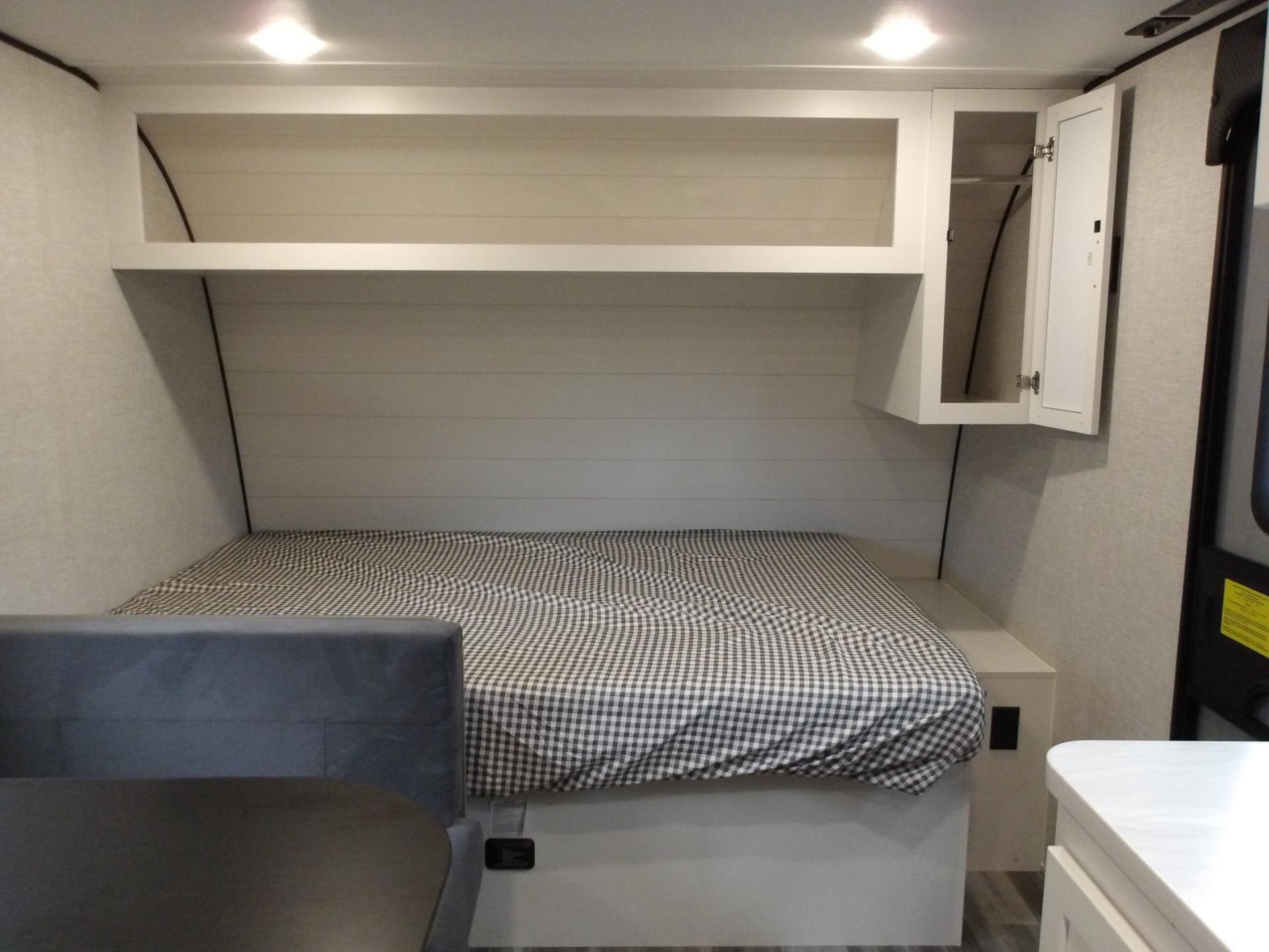 2025 Jayco 2025 Jayco Jay Feather - thumbnail 21