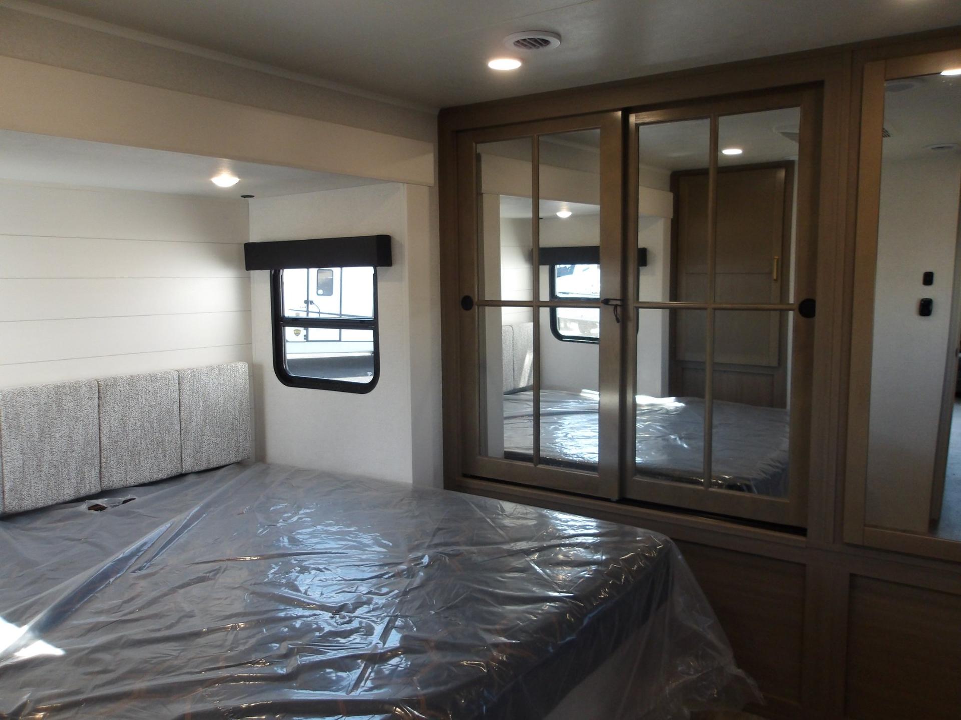 2027 Jayco 2027 Jayco Eagle - thumbnail 48