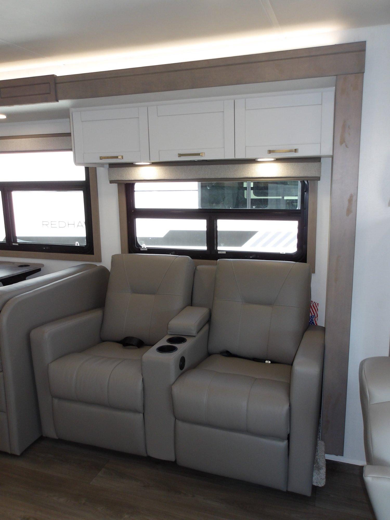 2027 Jayco 2027 Jayco Greyhawk - thumbnail 18
