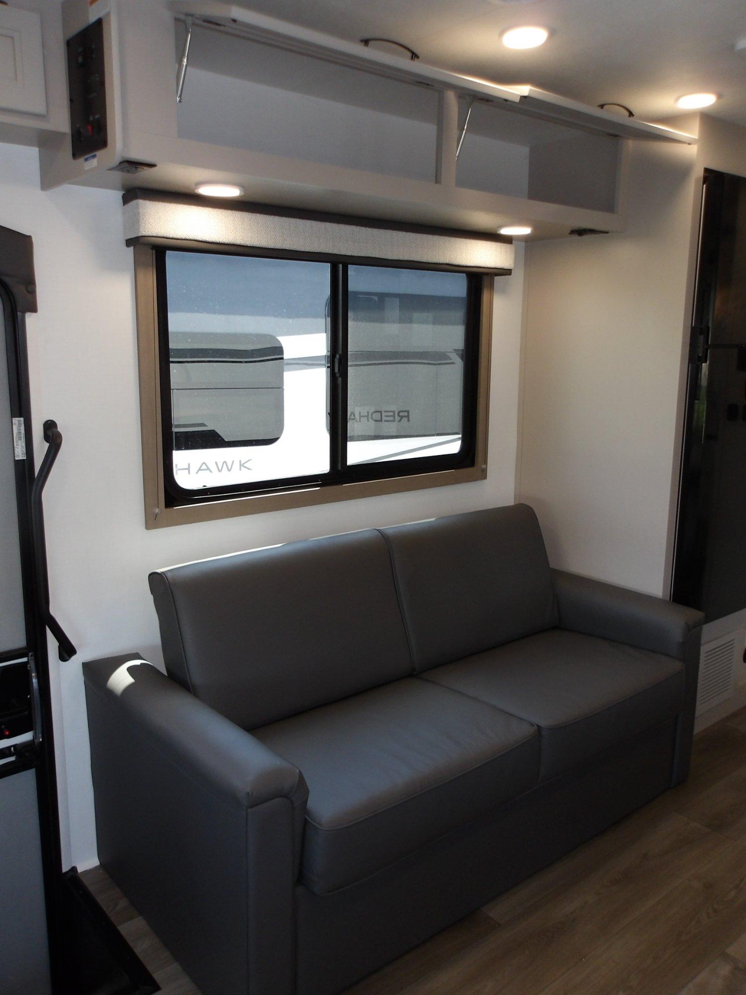 2027 Jayco 2027 Jayco Redhawk SE - thumbnail 17