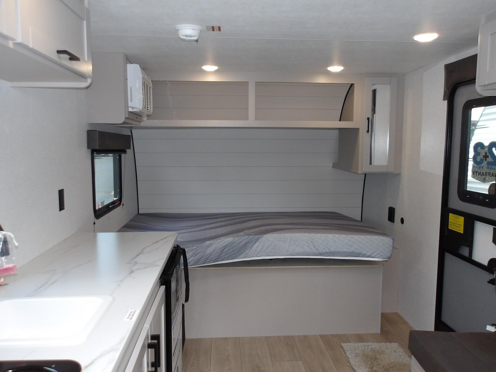 2027 Jayco 2027 Jayco Jay Flight - thumbnail 19