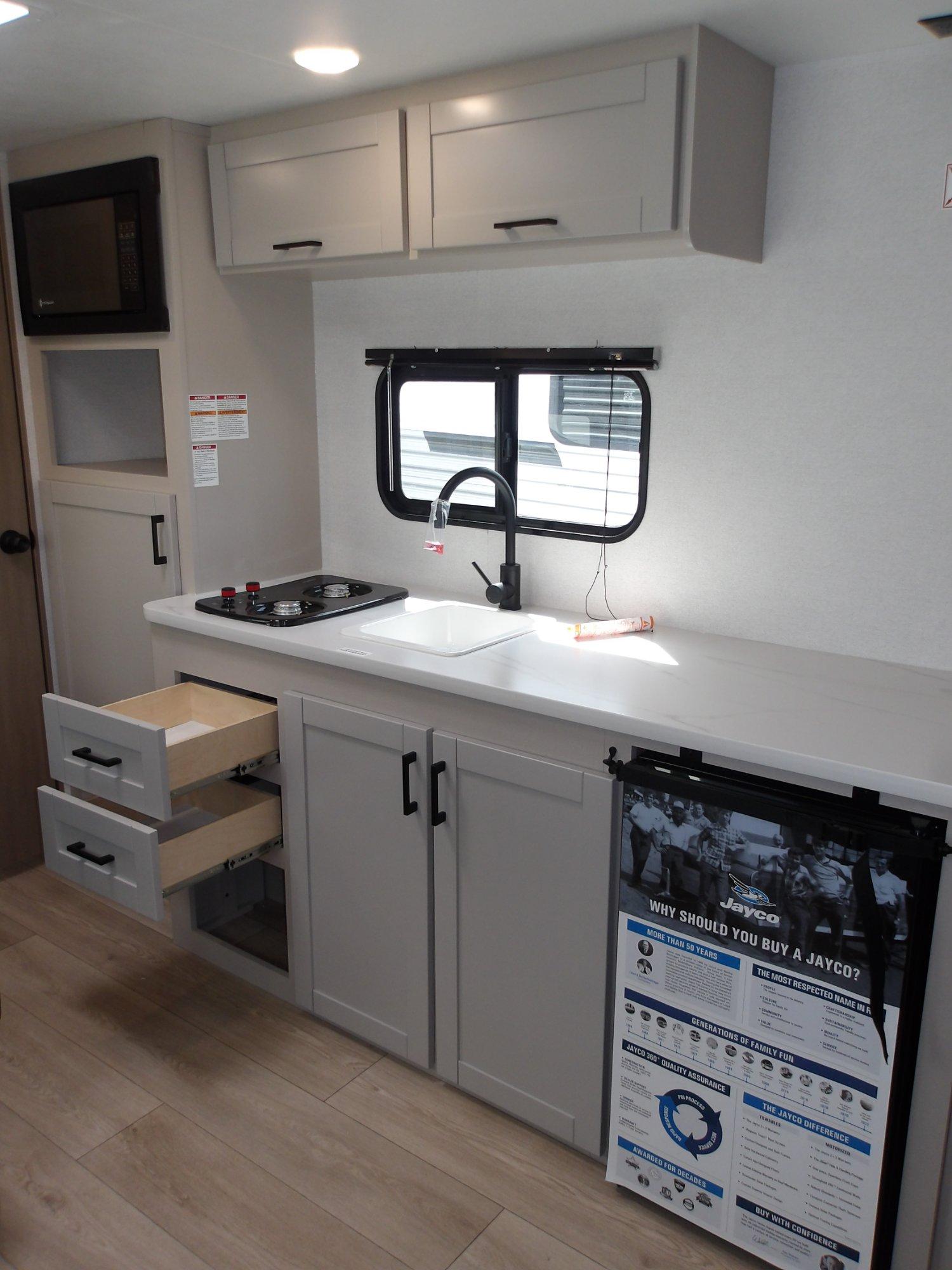 2027 Jayco 2027 Jayco Jay Flight - thumbnail 13