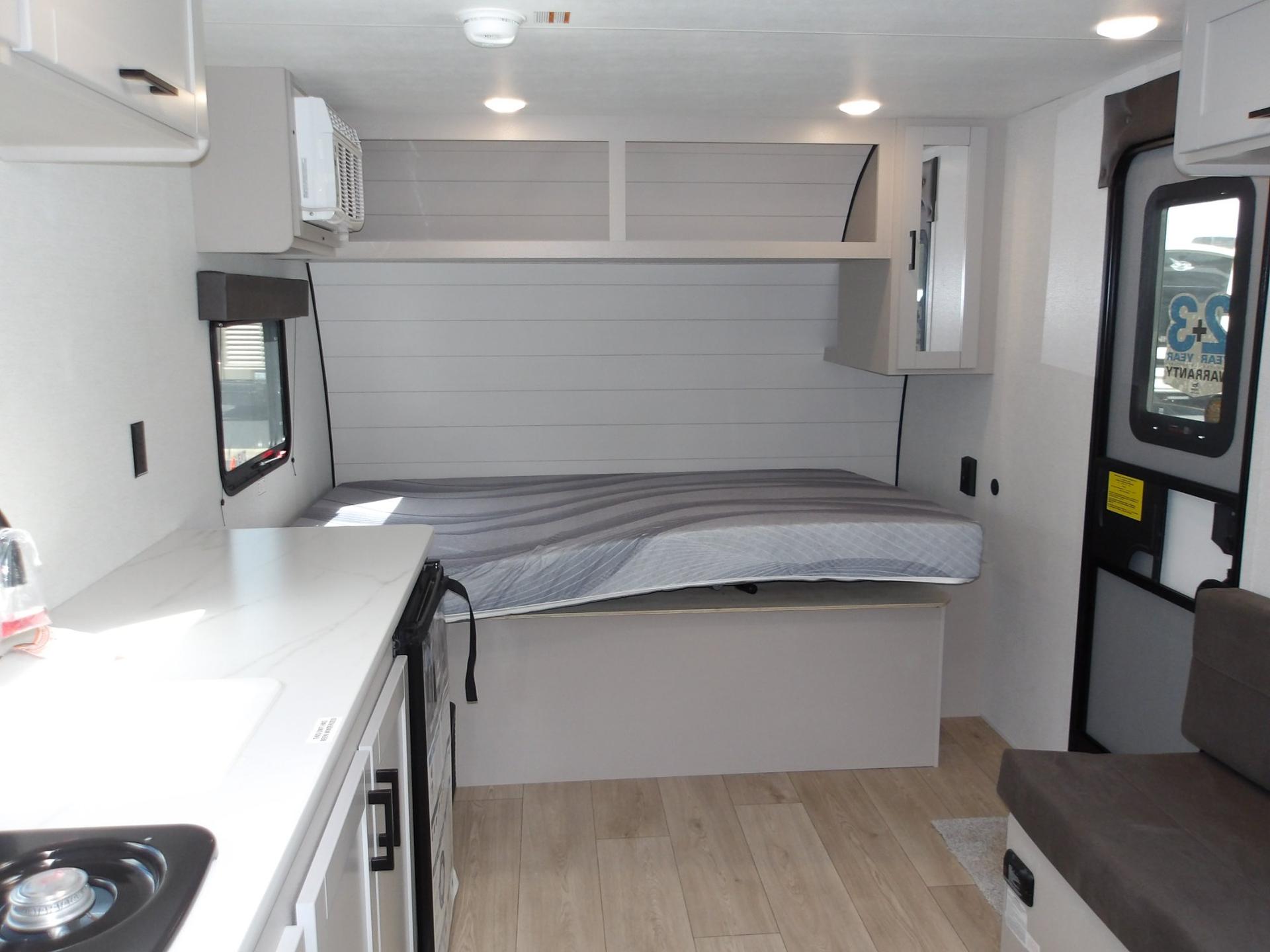 2027 Jayco 2027 Jayco Jay Flight - thumbnail 21
