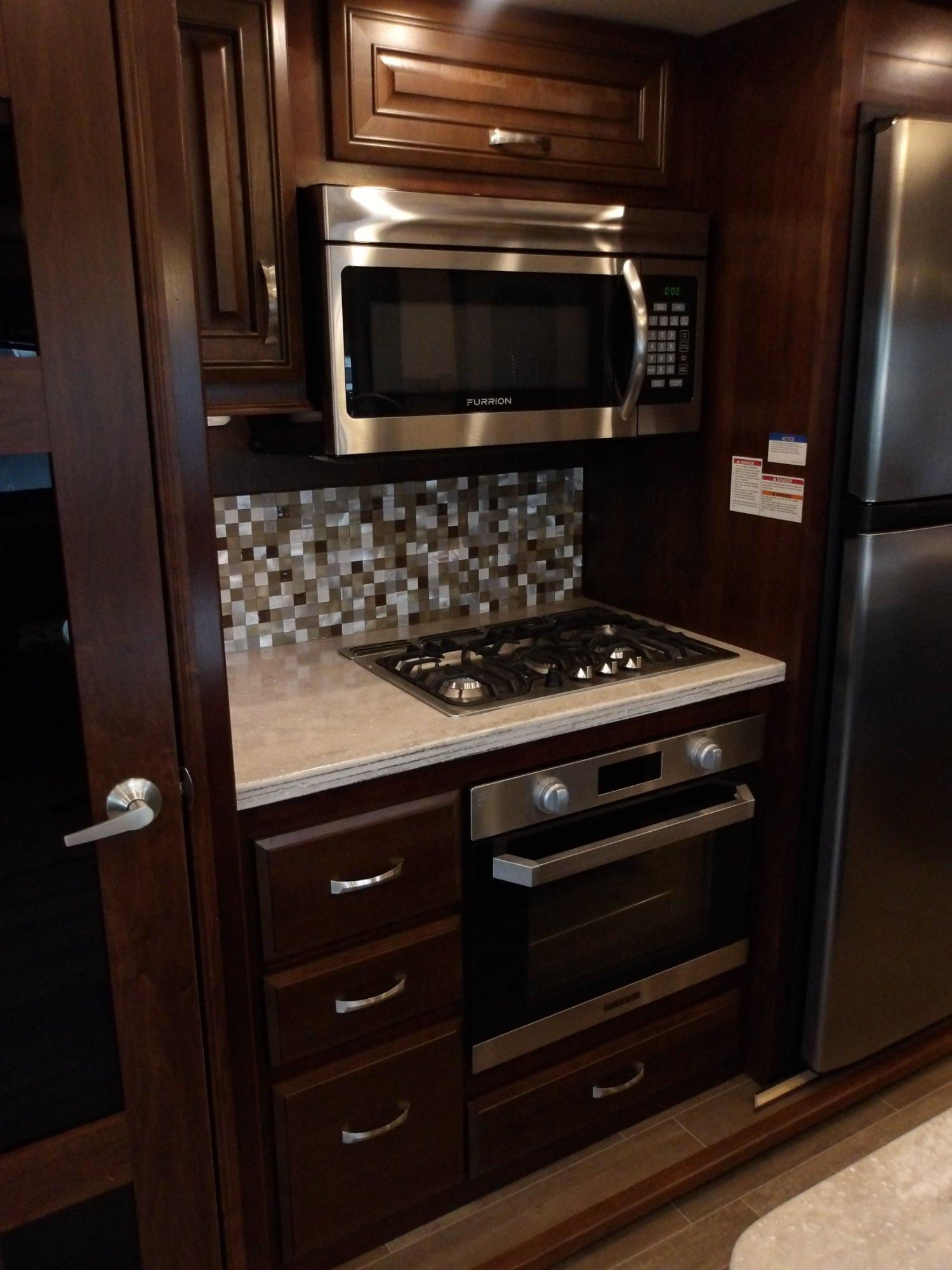 2018 Jayco 2018 Jayco Pinnacle - thumbnail 18