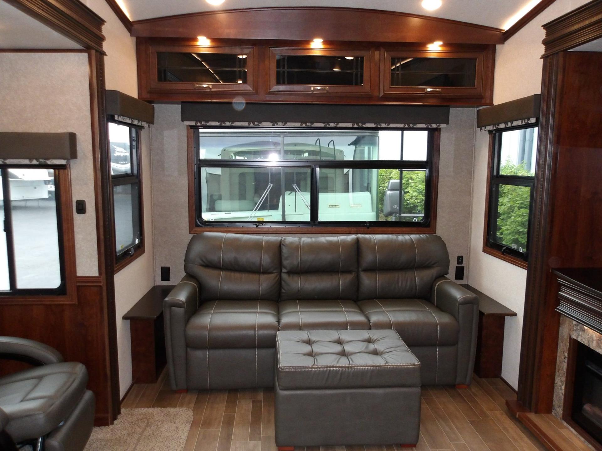 2018 Jayco 2018 Jayco Pinnacle - thumbnail 30