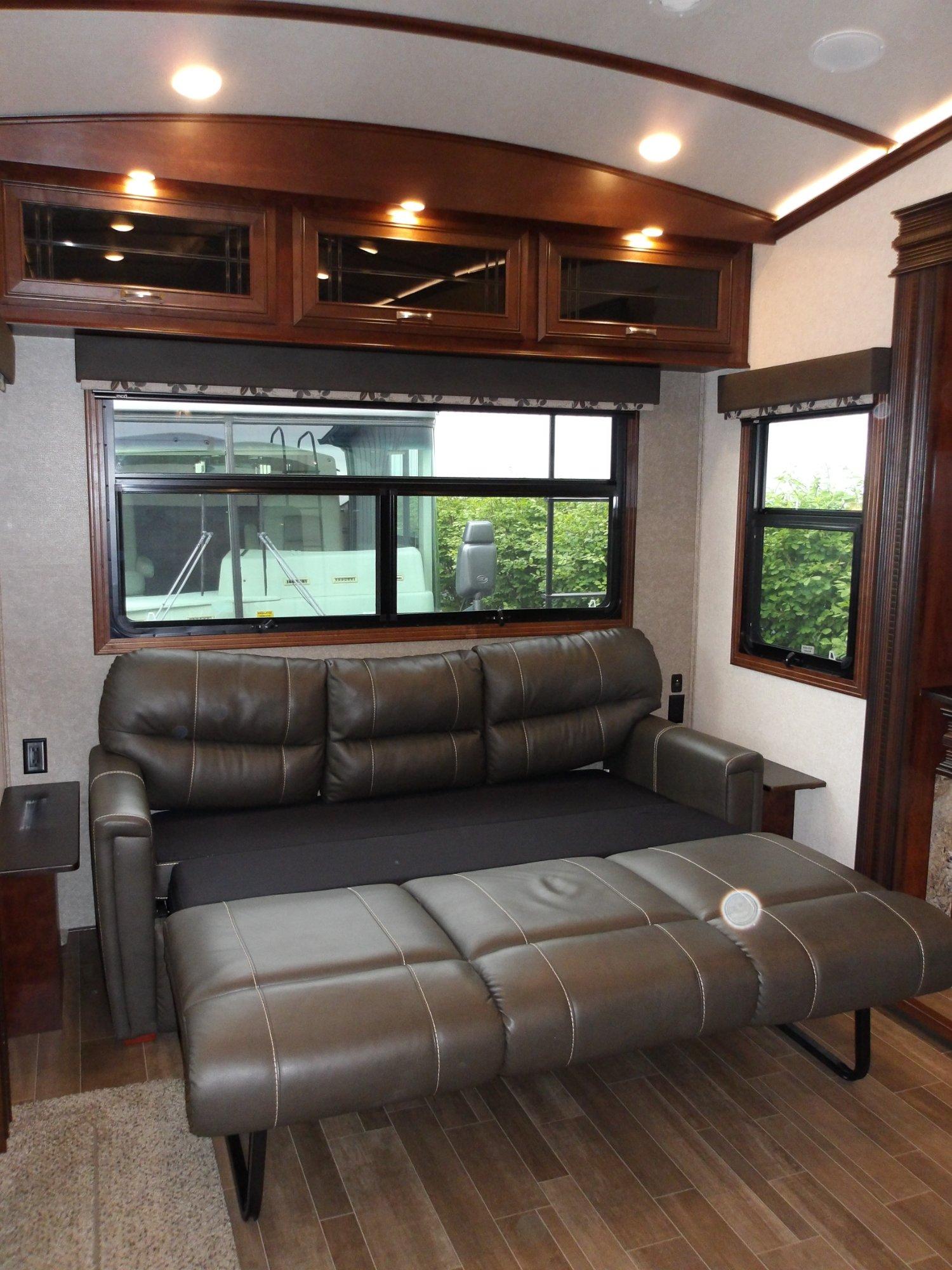 2018 Jayco 2018 Jayco Pinnacle - thumbnail 32
