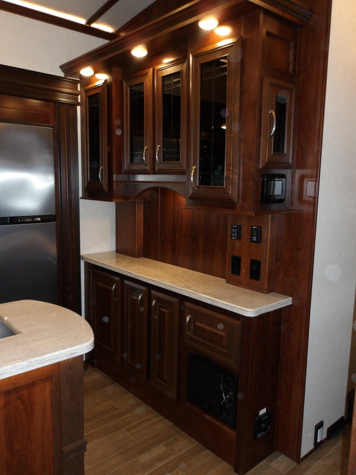 2018 Jayco 2018 Jayco Pinnacle - thumbnail 39