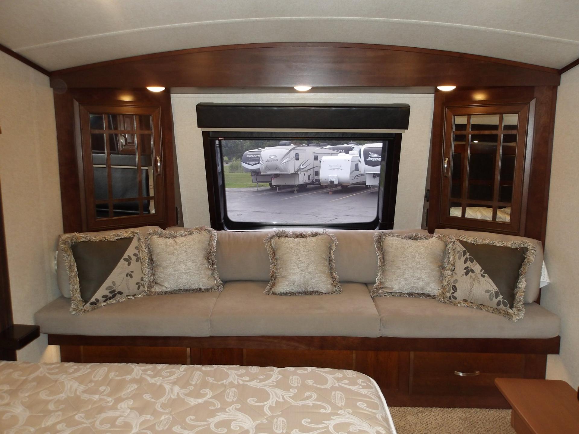 2018 Jayco 2018 Jayco Pinnacle - thumbnail 51