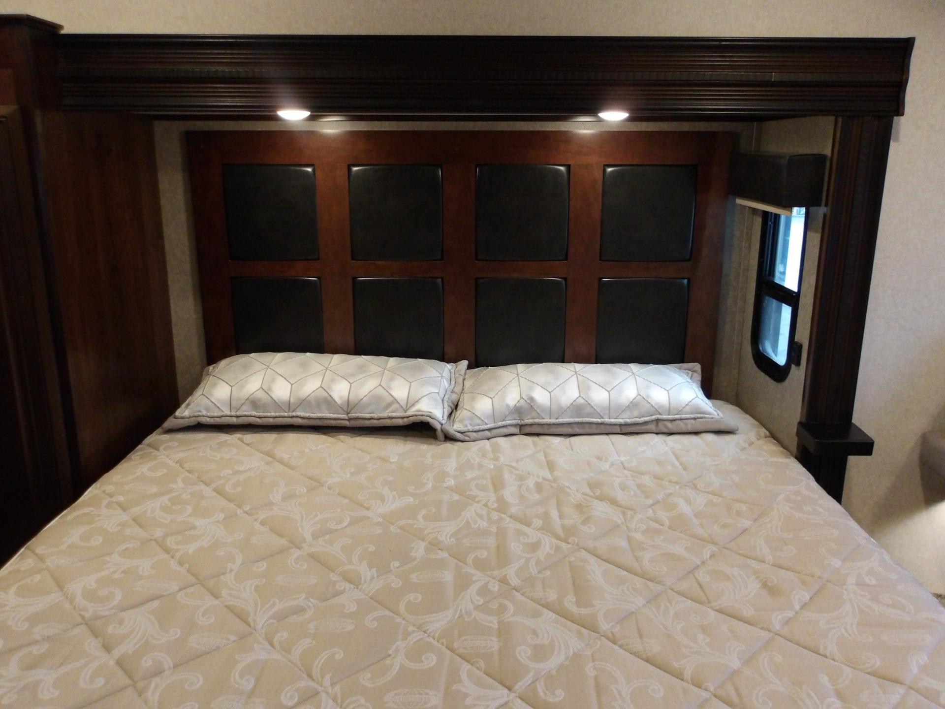 2018 Jayco 2018 Jayco Pinnacle - thumbnail 54