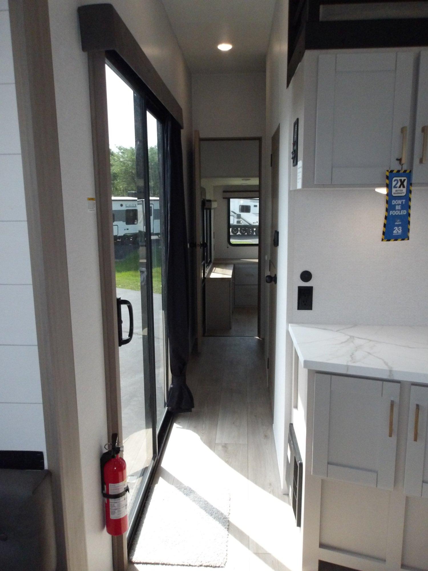 2027 Jayco 2027 Jayco Jay Flight Bungalow - thumbnail 31
