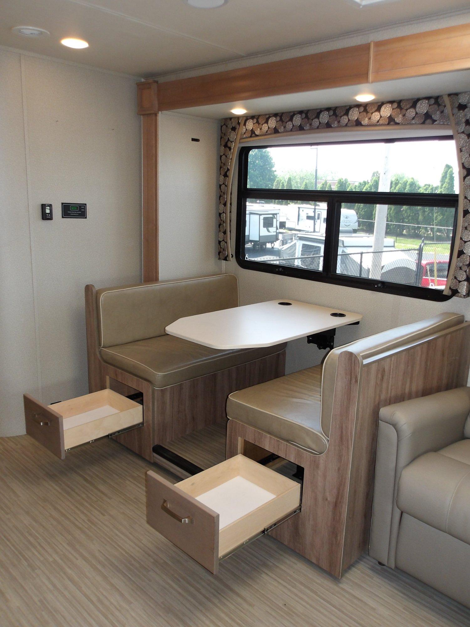 2019 Jayco 2019 Jayco Greyhawk Prestige - thumbnail 23