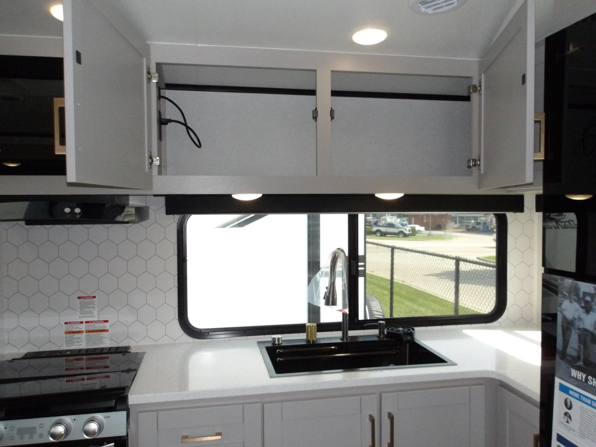 2027 Jayco 2027 Jayco Jay Feather - thumbnail 24