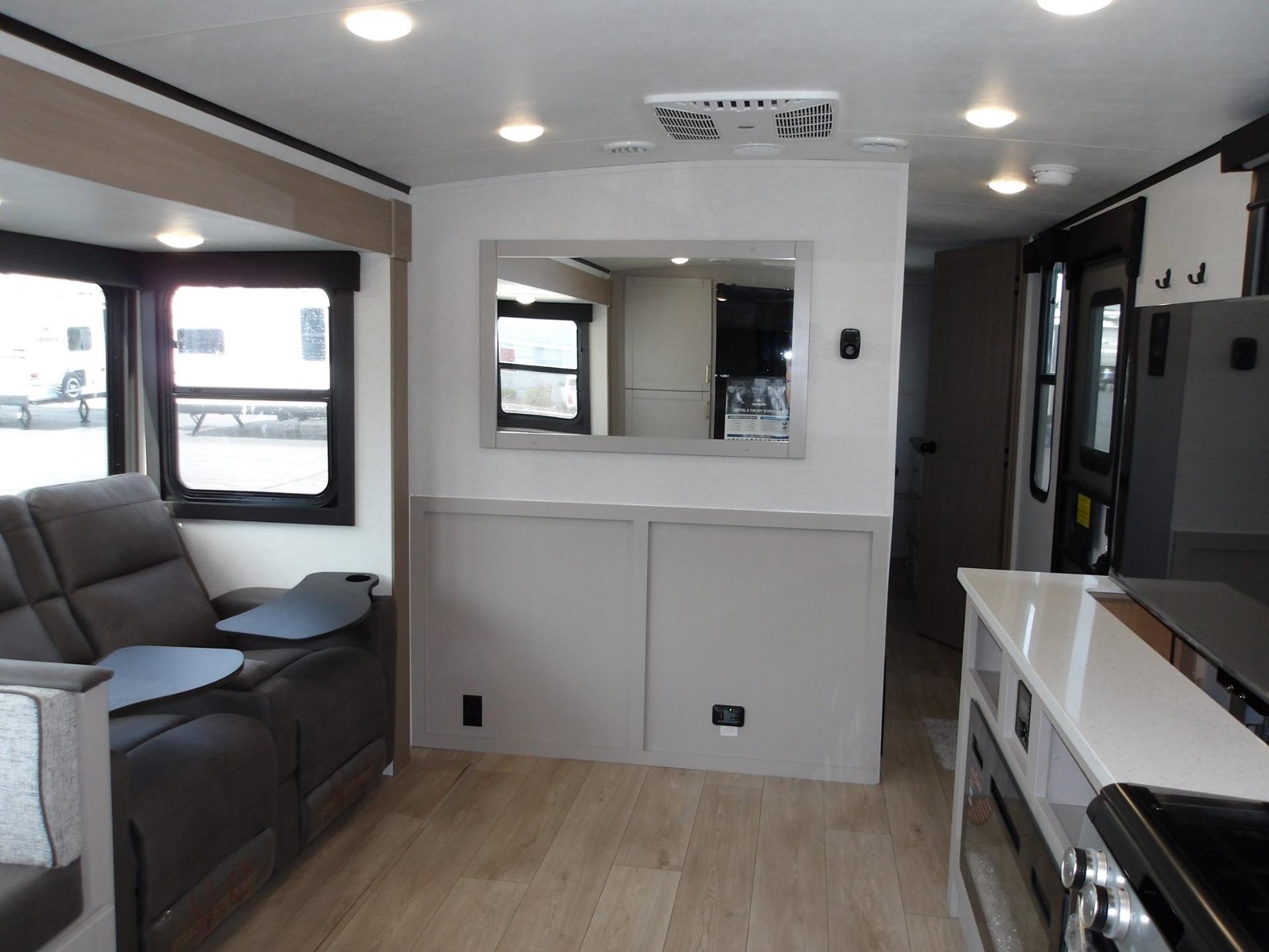 2027 Jayco 2027 Jayco Jay Feather - thumbnail 28