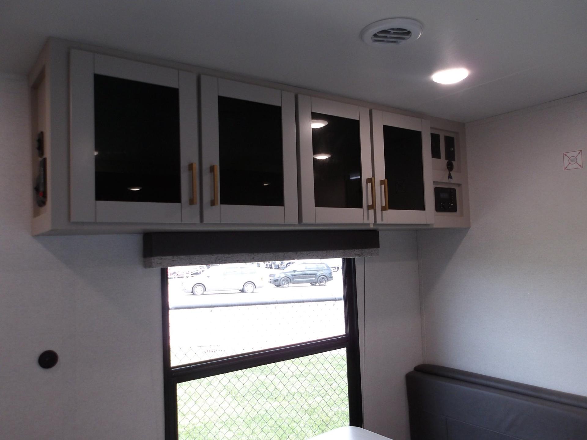 2027 Jayco 2027 Jayco Jay Flight - thumbnail 18