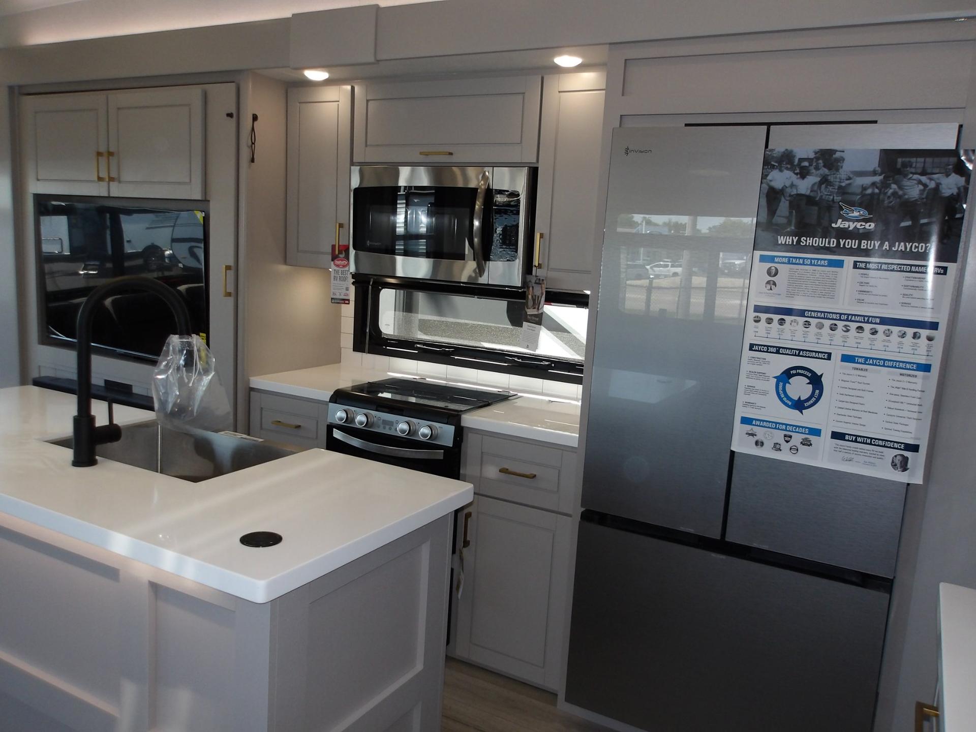 2027 Jayco 2027 Jayco North Point - thumbnail 12