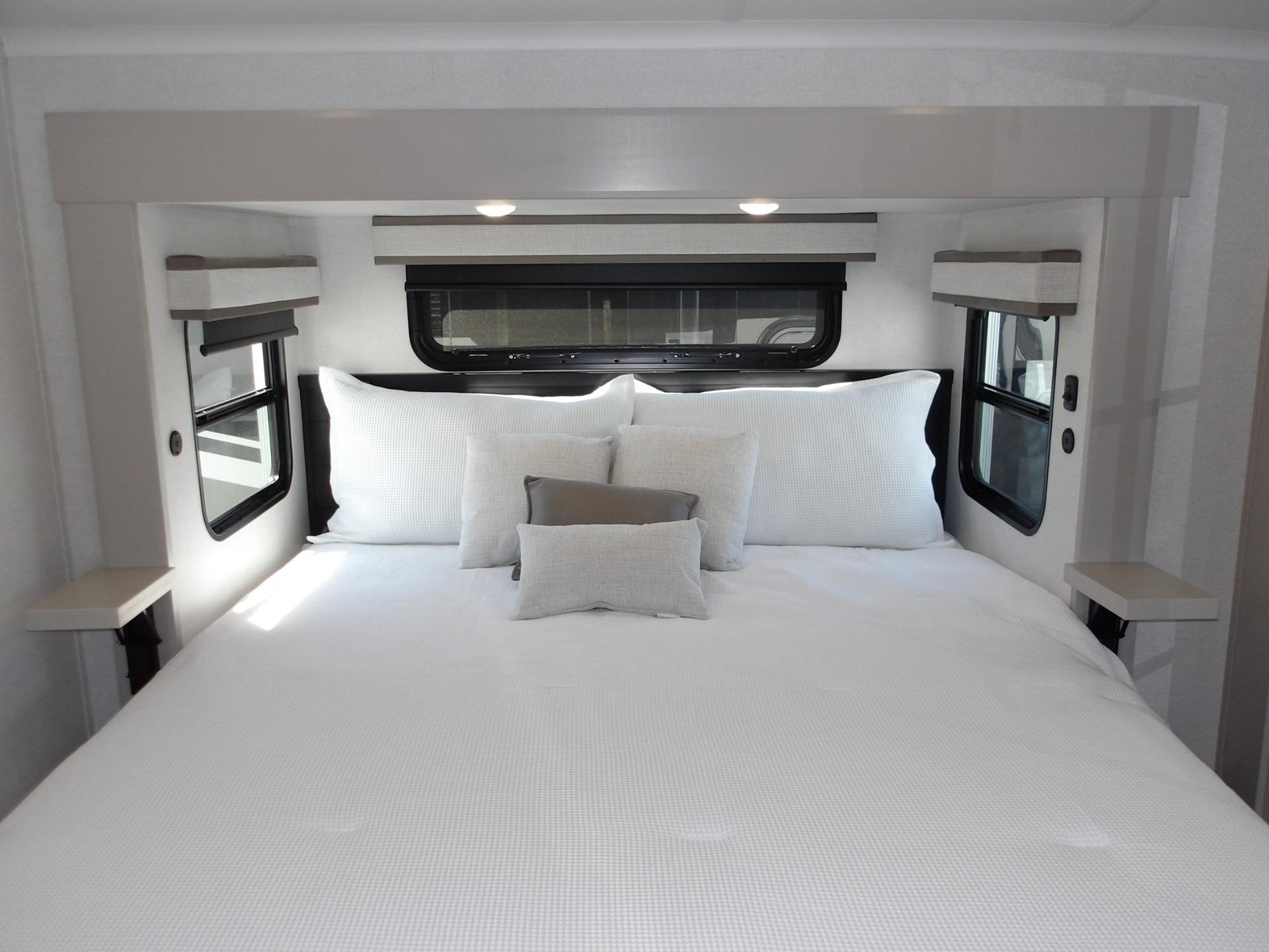 2027 Jayco 2027 Jayco North Point - thumbnail 68