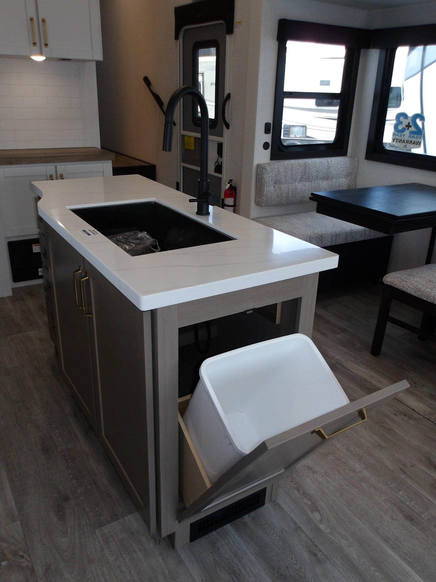 2027 Jayco 2027 Jayco Eagle - thumbnail 29