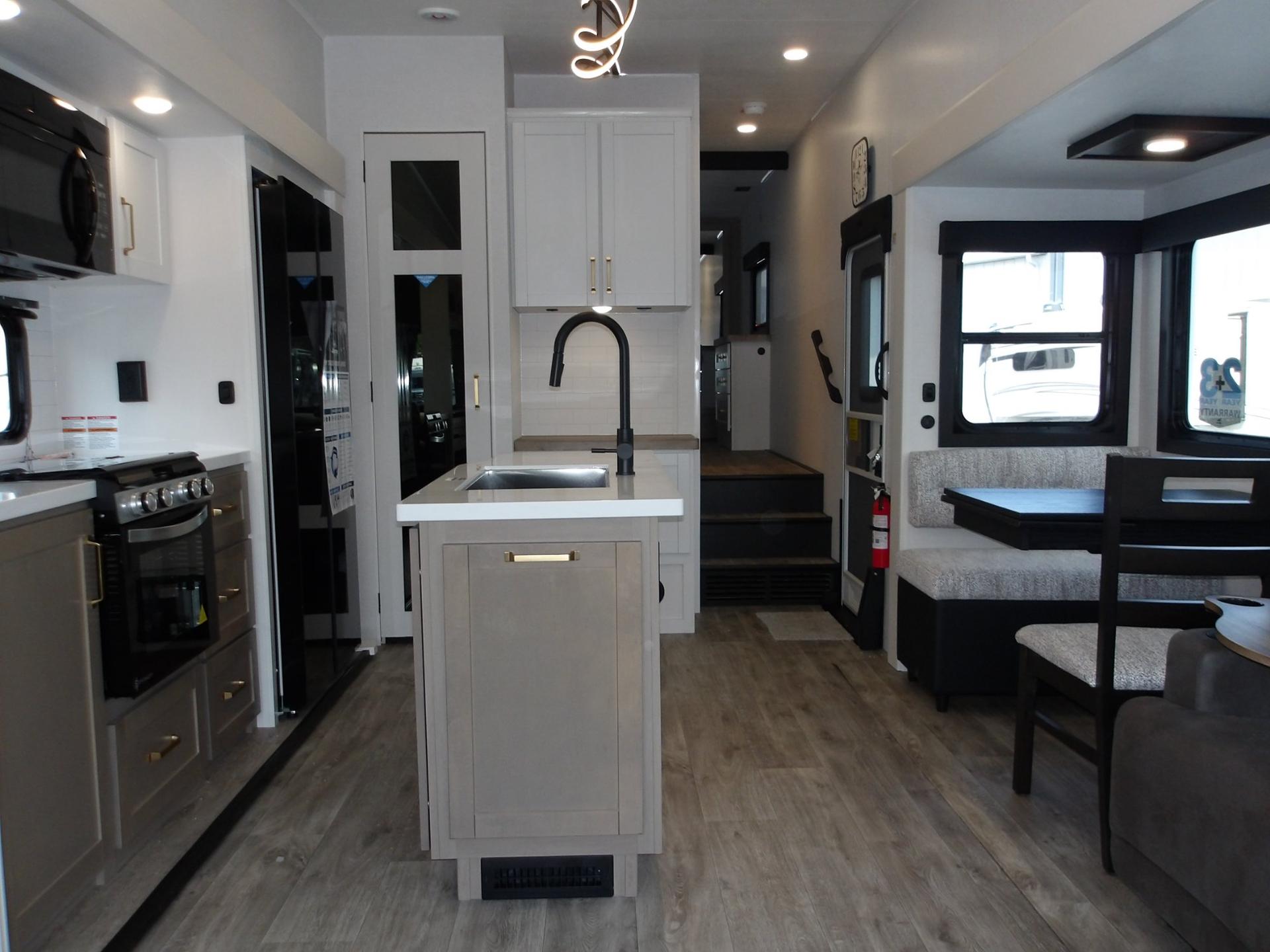 2027 Jayco 2027 Jayco Eagle - thumbnail 41