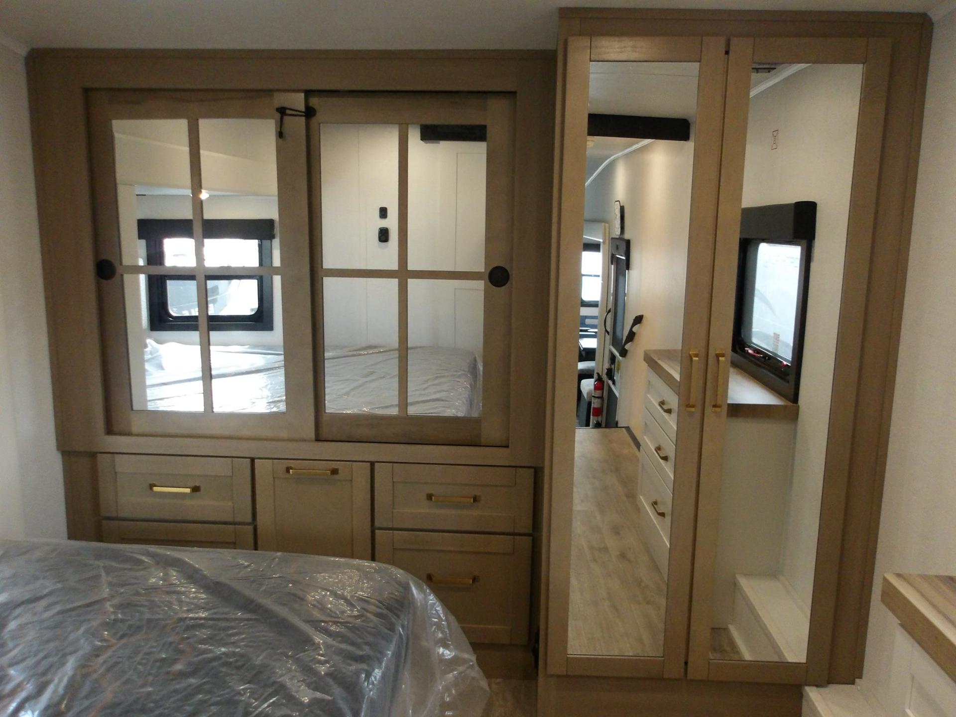 2027 Jayco 2027 Jayco Eagle - thumbnail 56