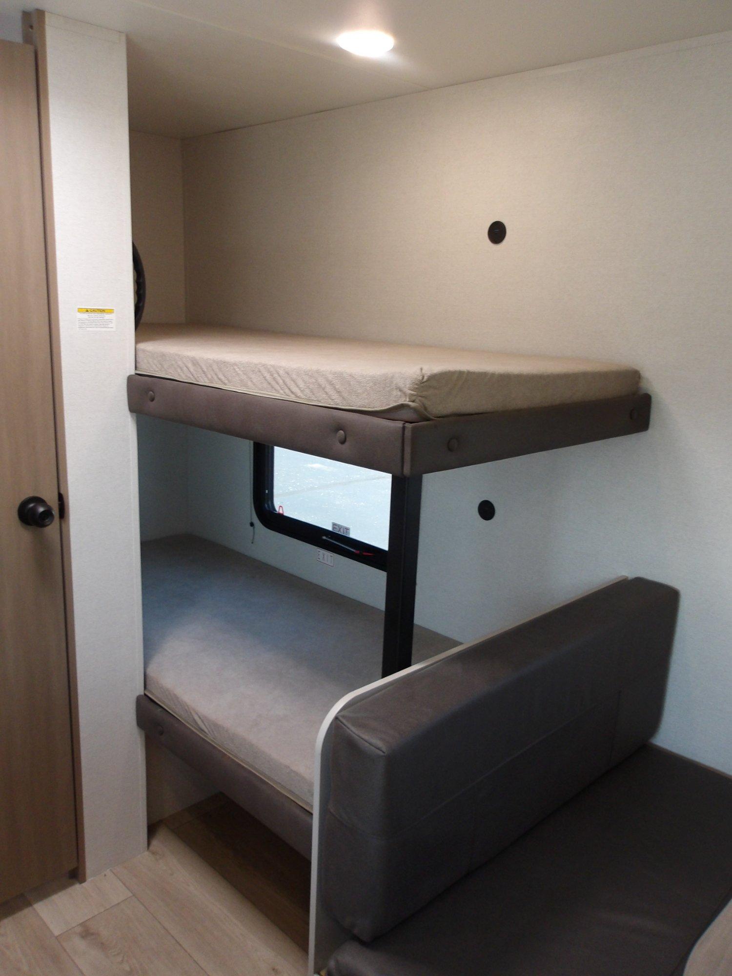 2027 Jayco 2027 Jayco Jay Flight - thumbnail 18